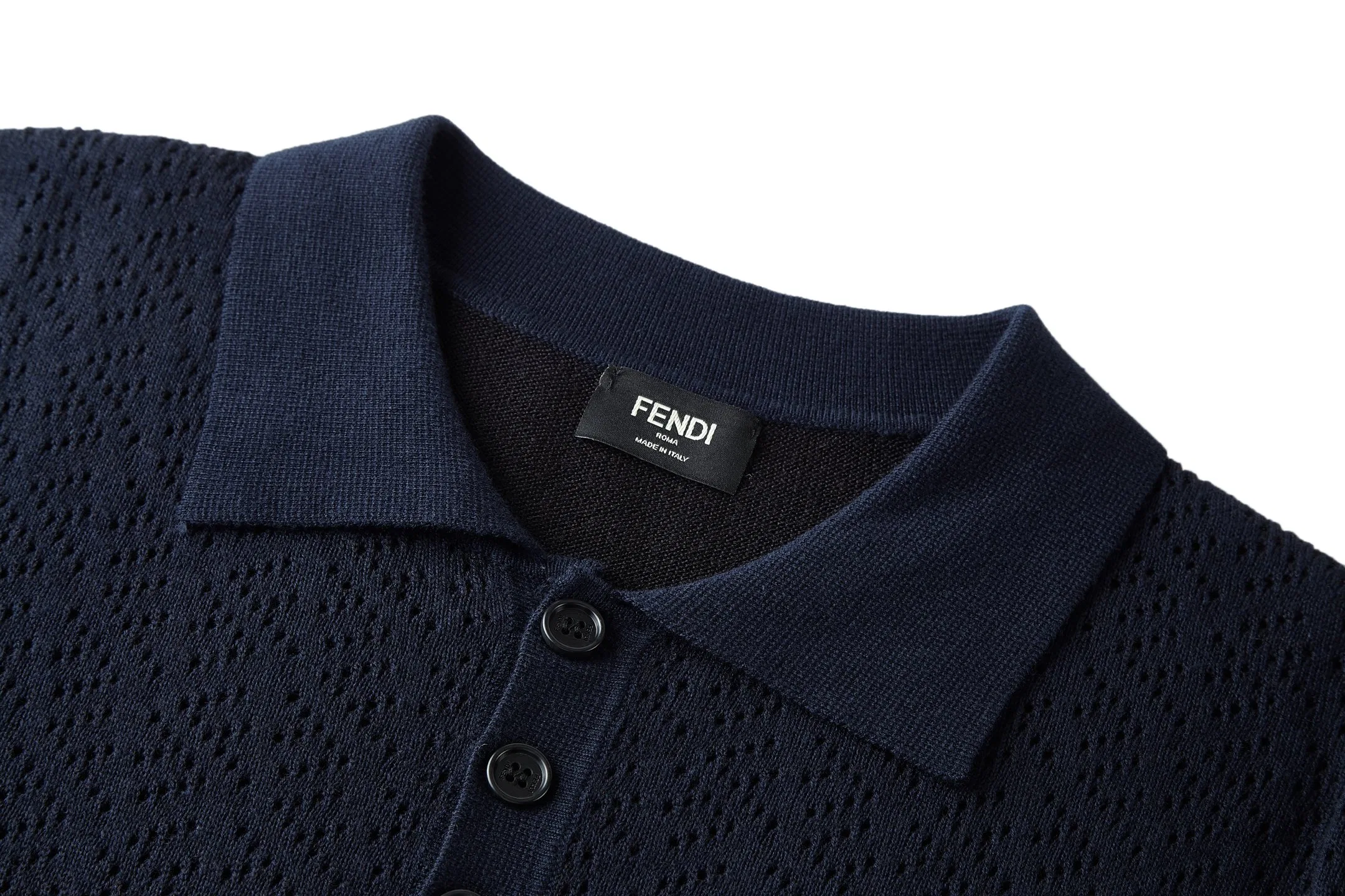 FEN 27FW QFHVEOW 026 폴로반팔티셔츠 4