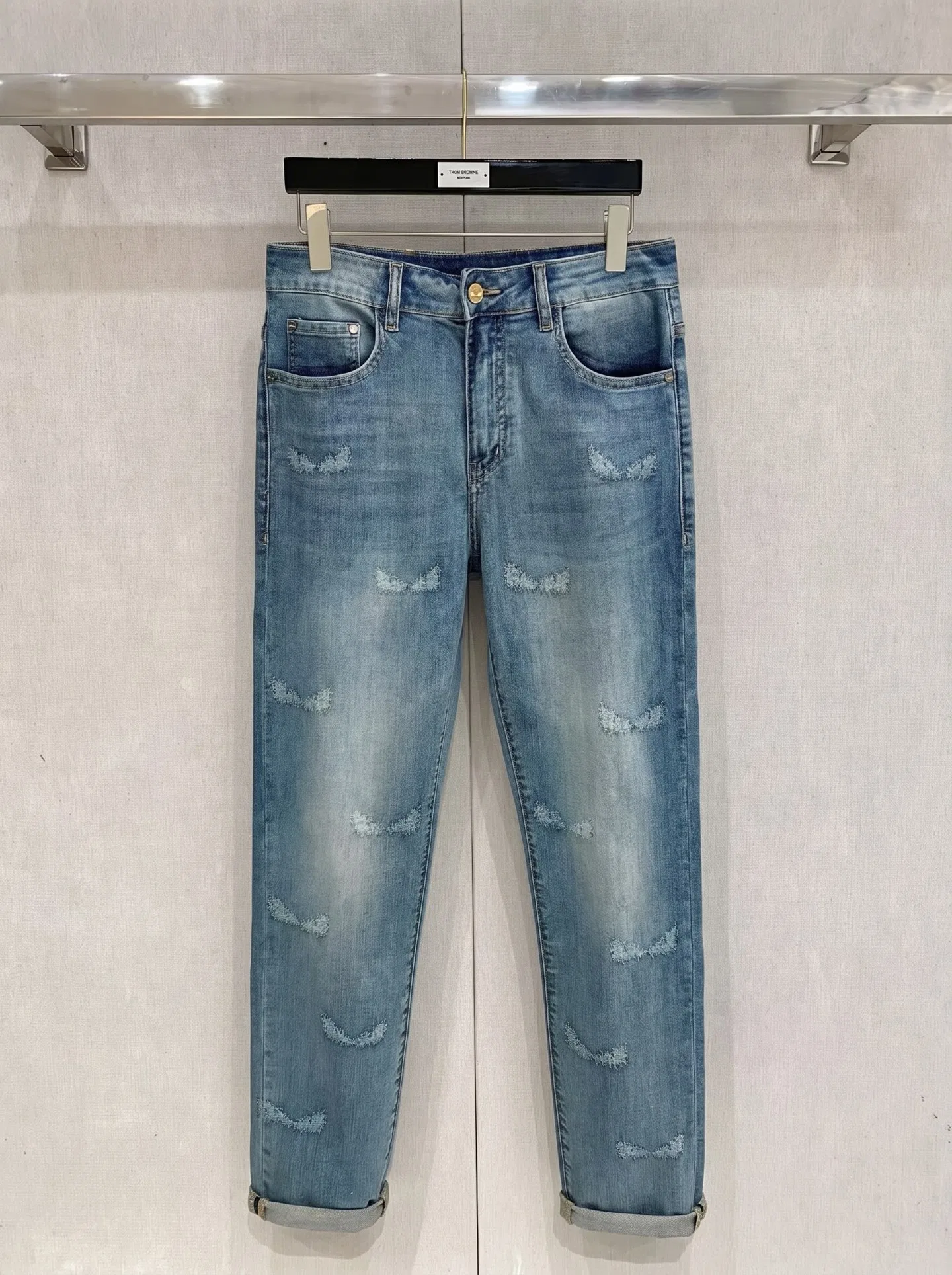 FEN 27FW QFHVEOW 027 데님팬츠