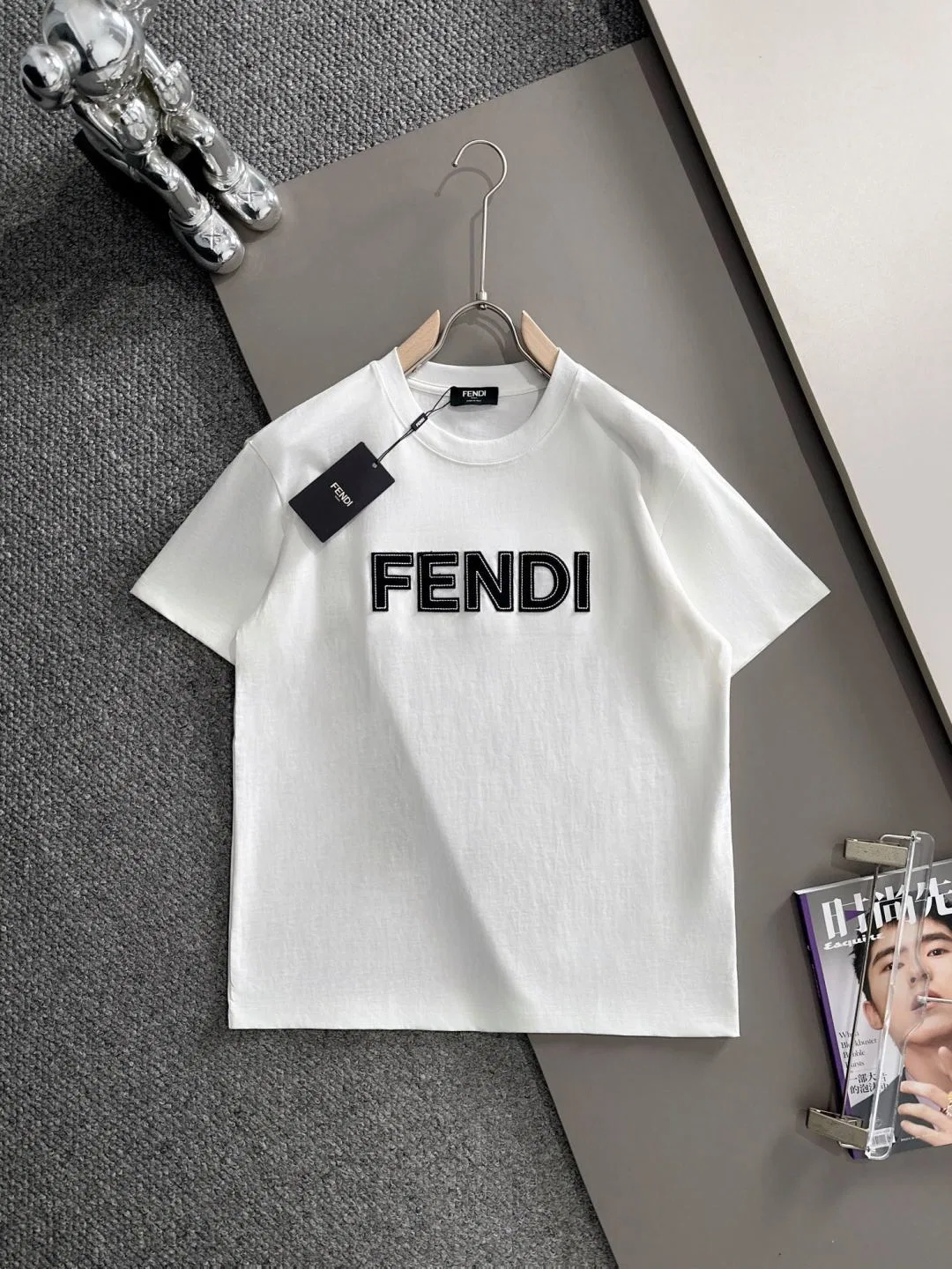 FEN 27FW UFPVBAH 001 반팔티셔츠