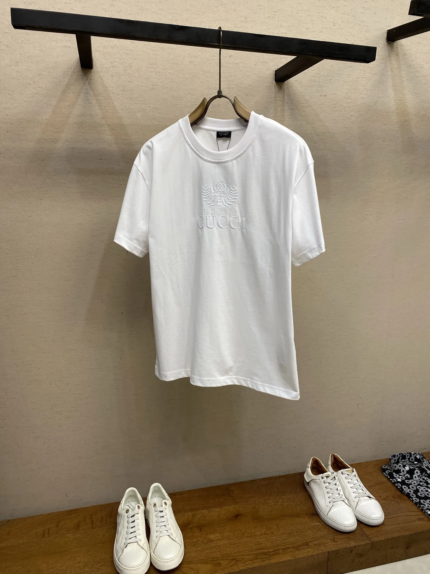 GU 27FW IWRCRKB 010 반팔티셔츠