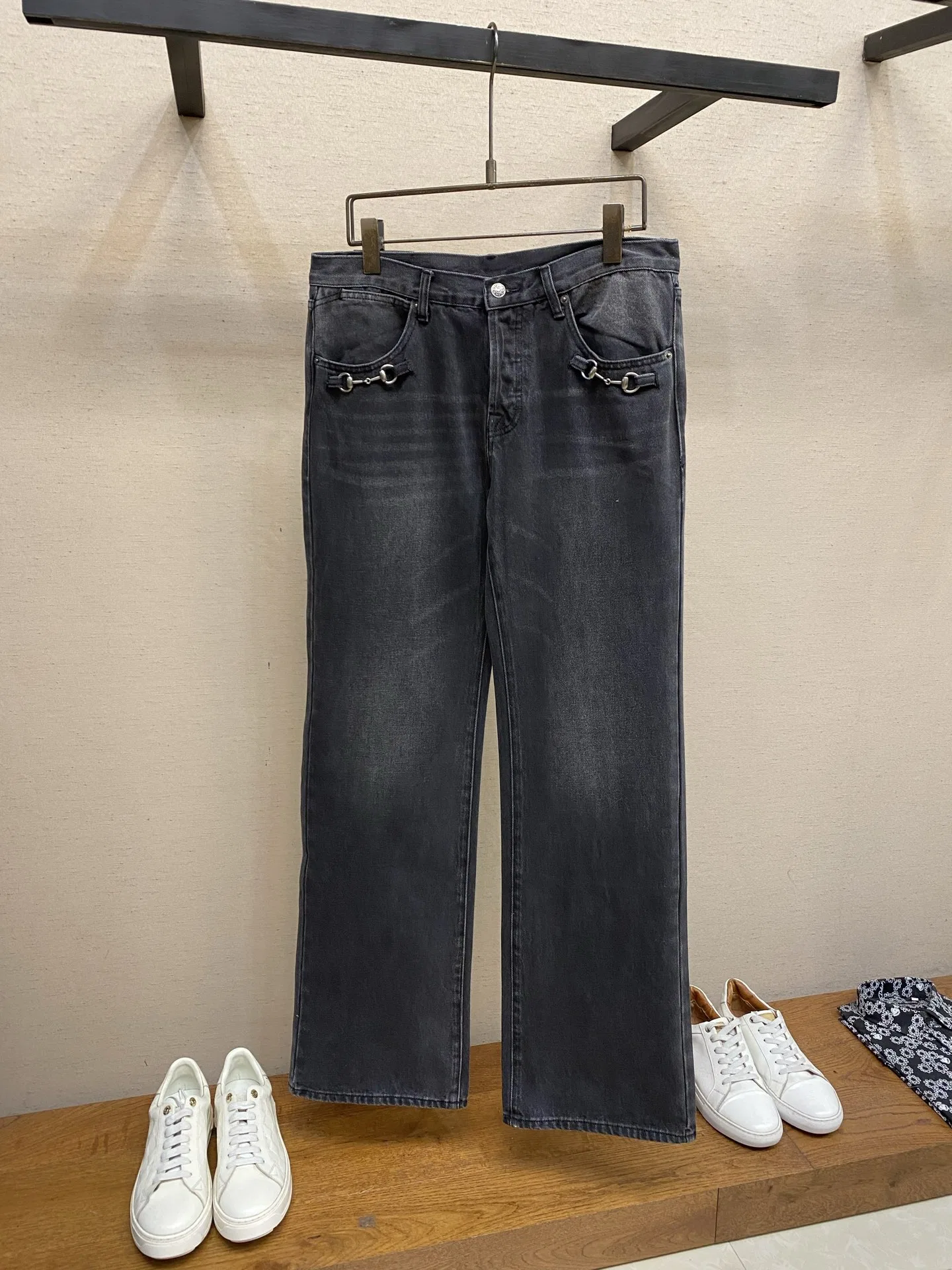 GU 27FW IWRCRKB 012 데님팬츠