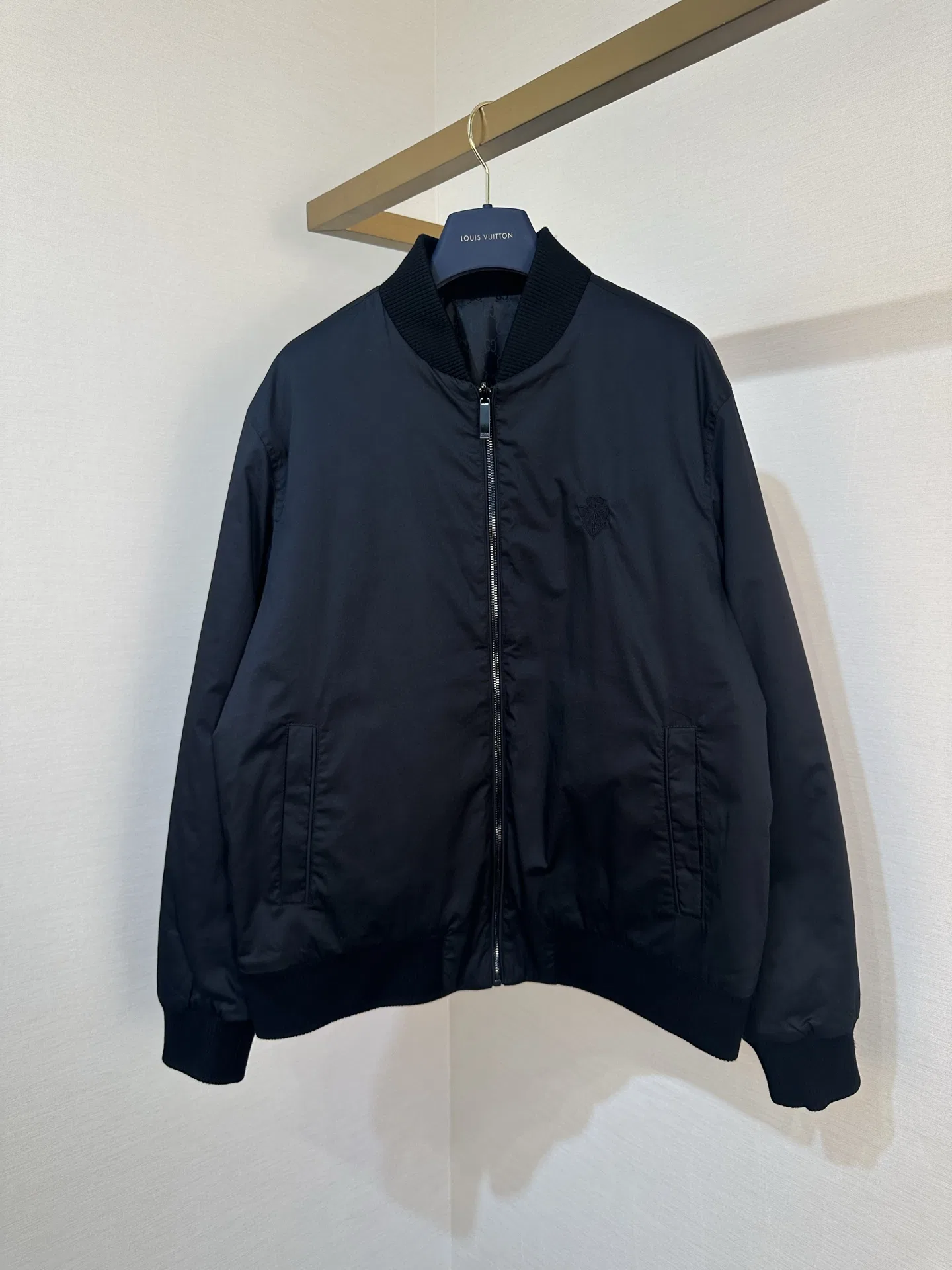 GU 27FW PMJDGFO 002 자켓
