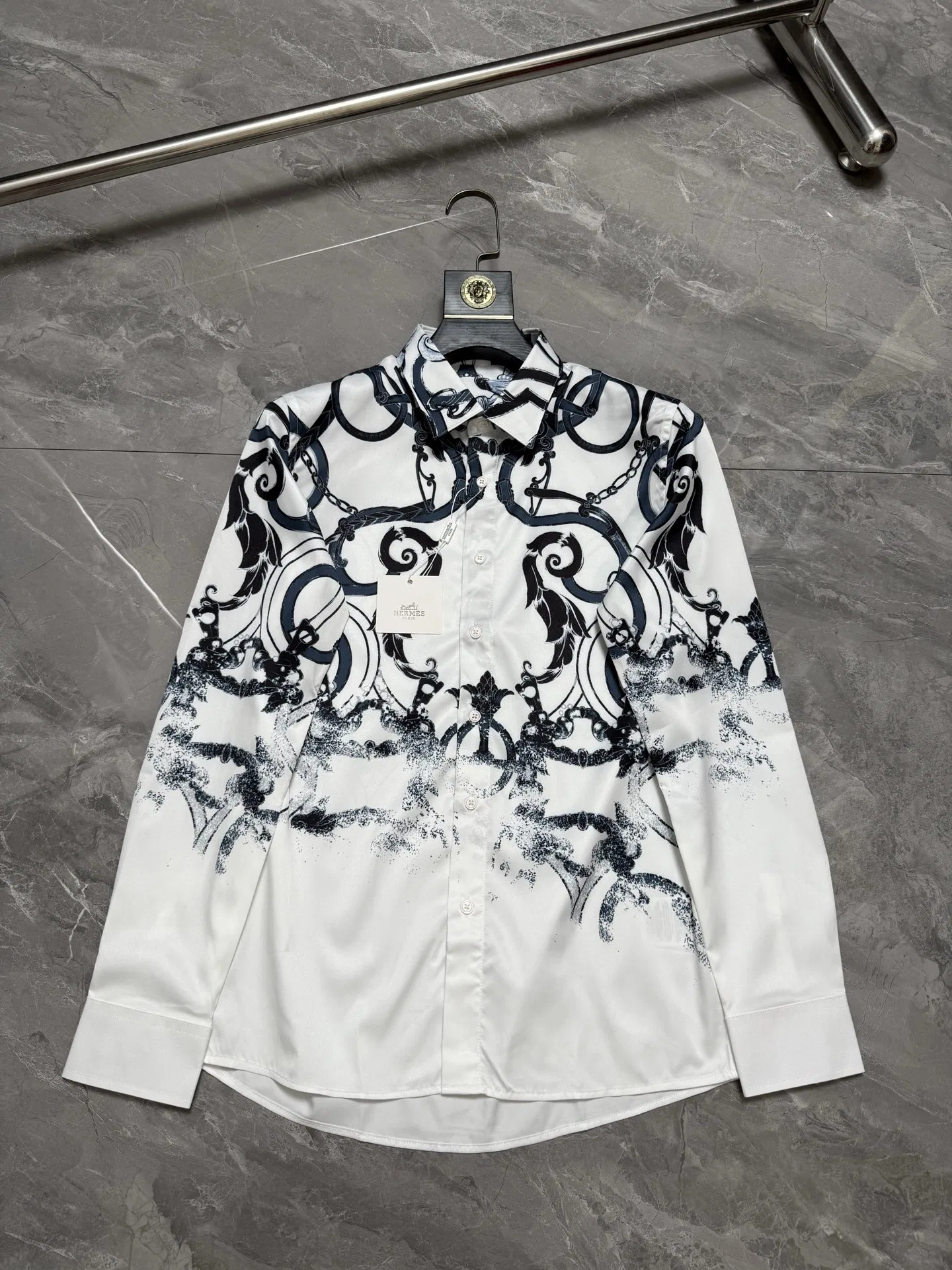 HER 27FW FHETRVQ 003 셔츠