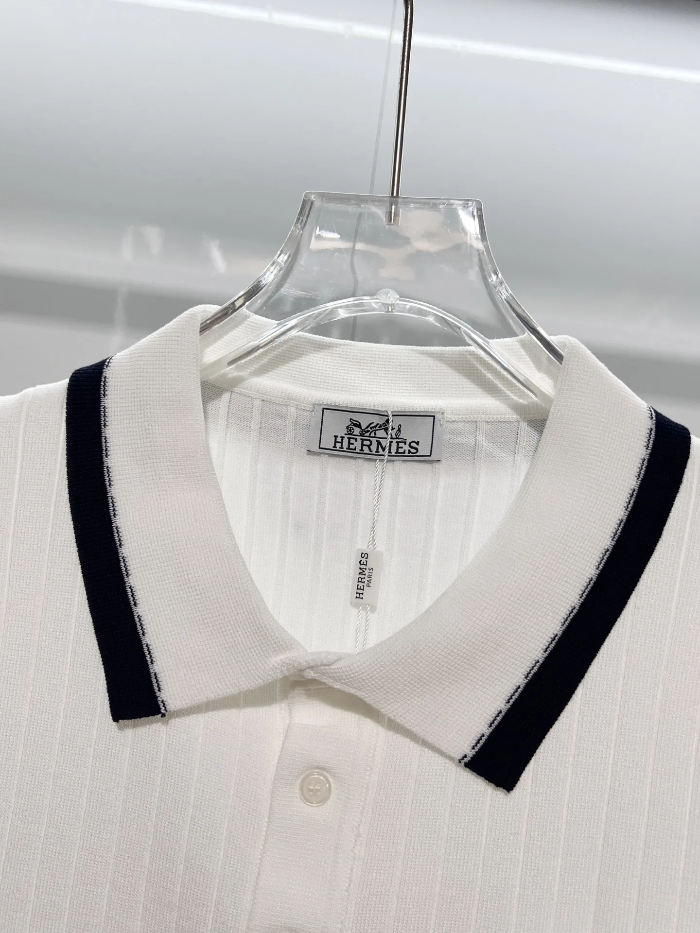 HER 27FW FHETRVQ 018 폴로반팔티셔츠 3
