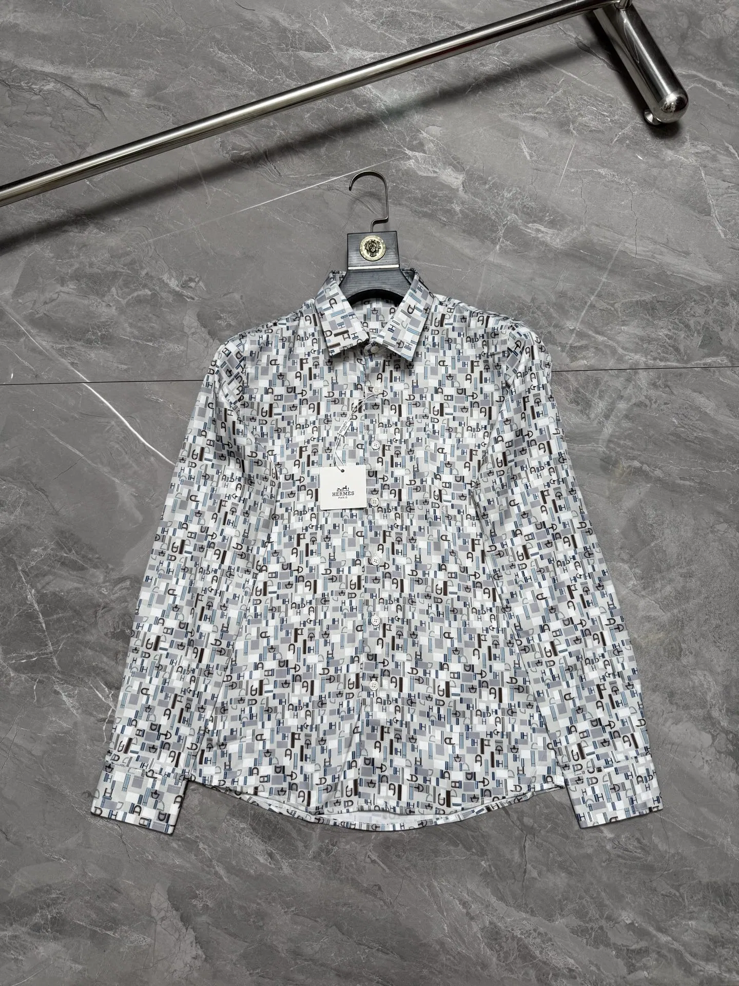 HER 27FW FHETRVQ 020 셔츠