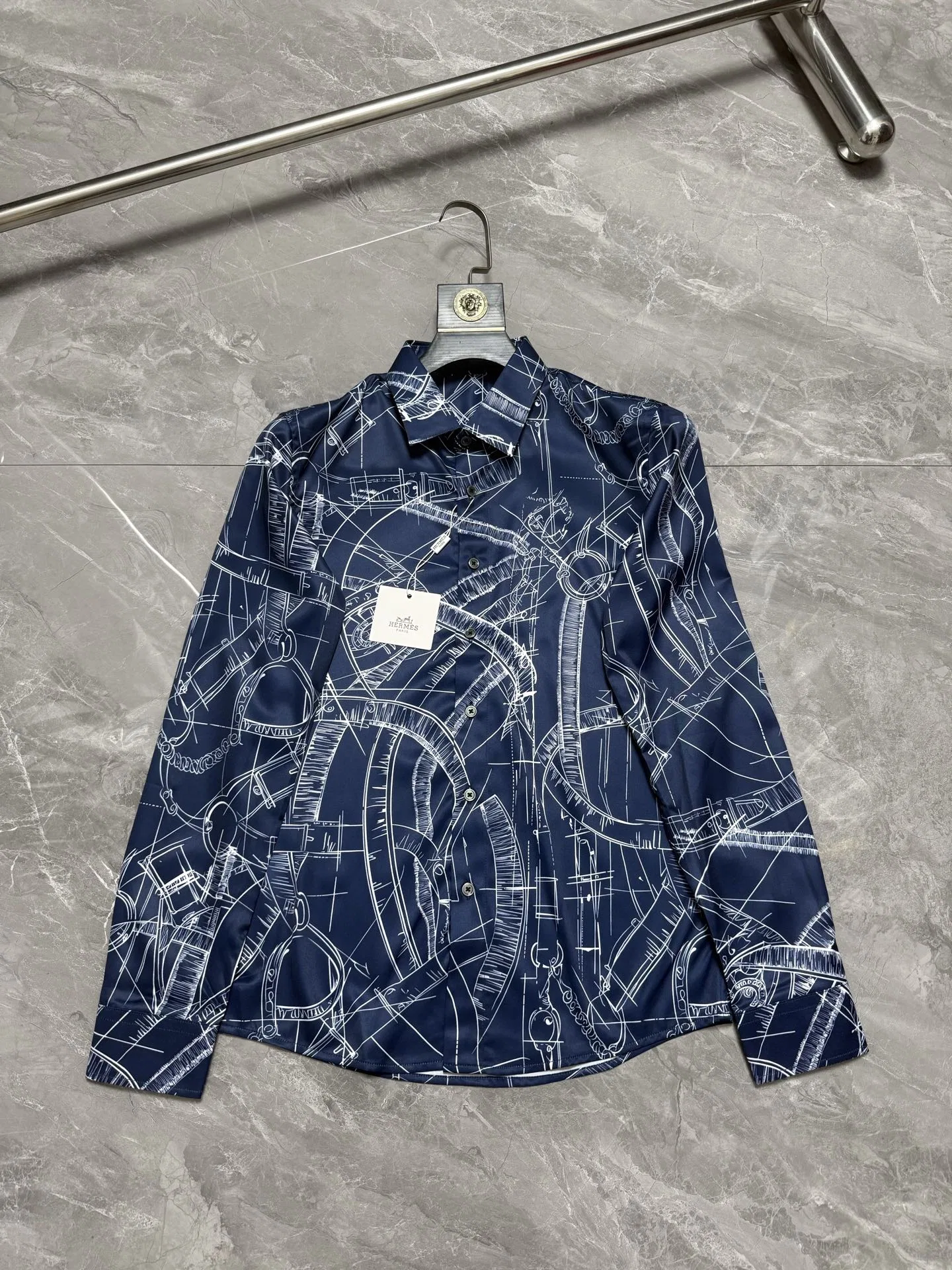 HER 27FW FHETRVQ 023 셔츠
