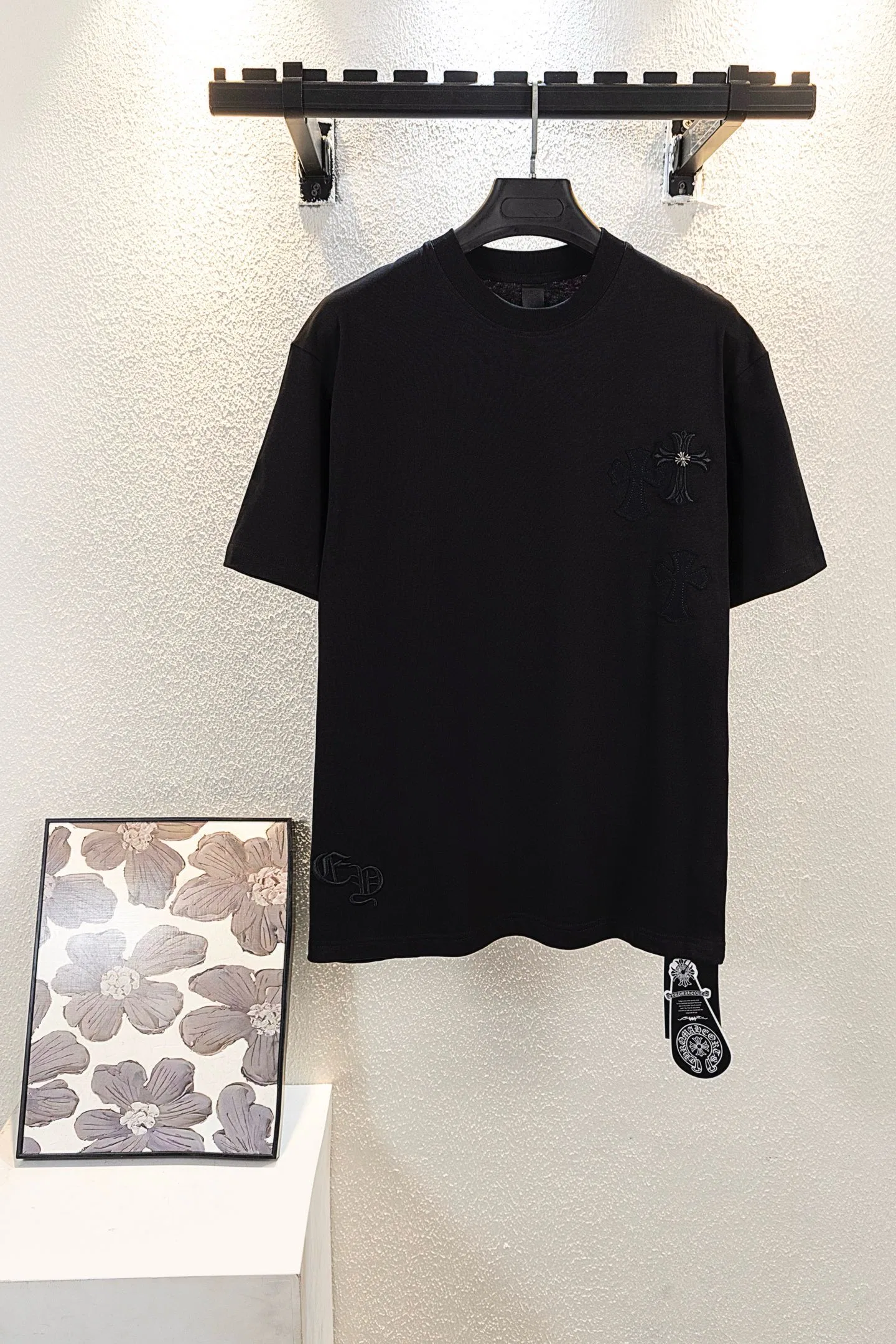 LOE 27FW CJLCGUA 001 반팔티셔츠