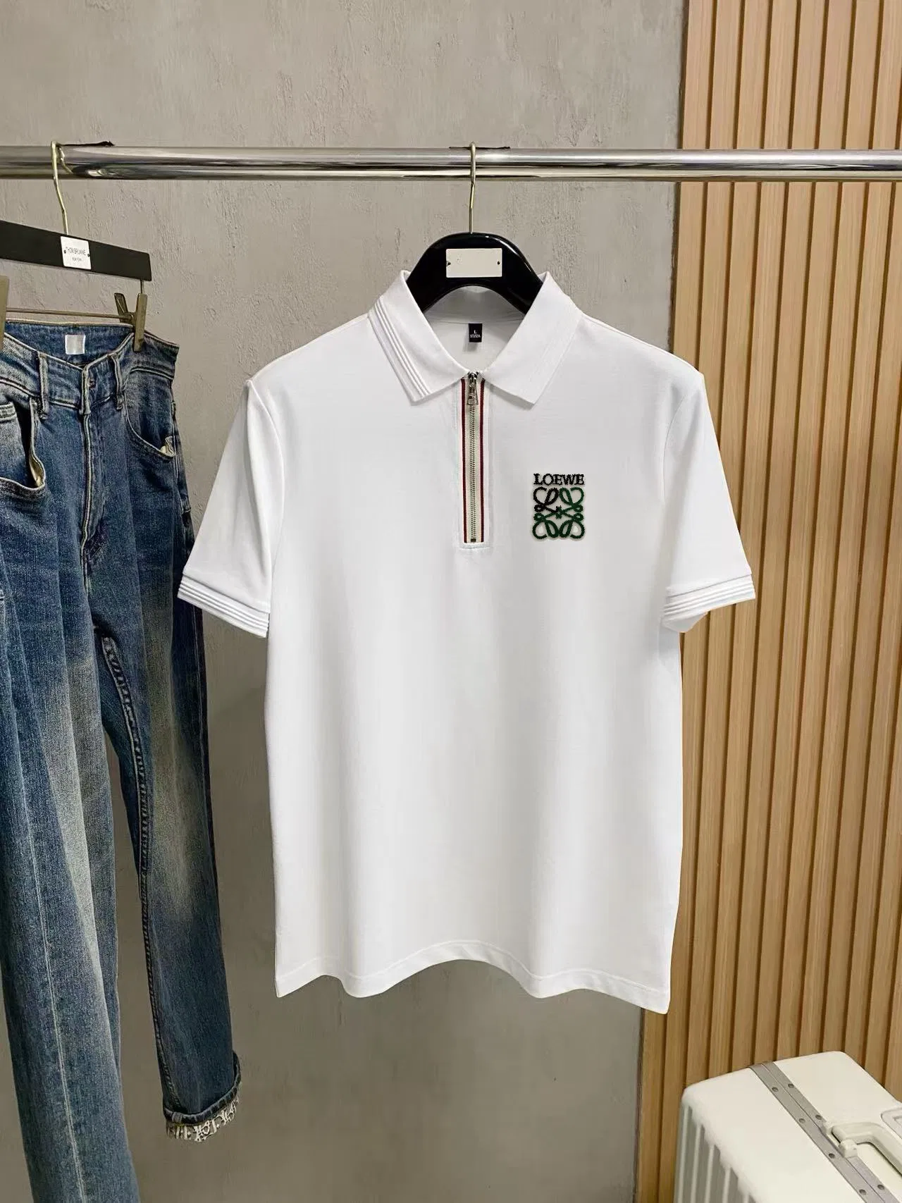 LOE 27FW GKLGTQR 001 폴로반팔티셔츠