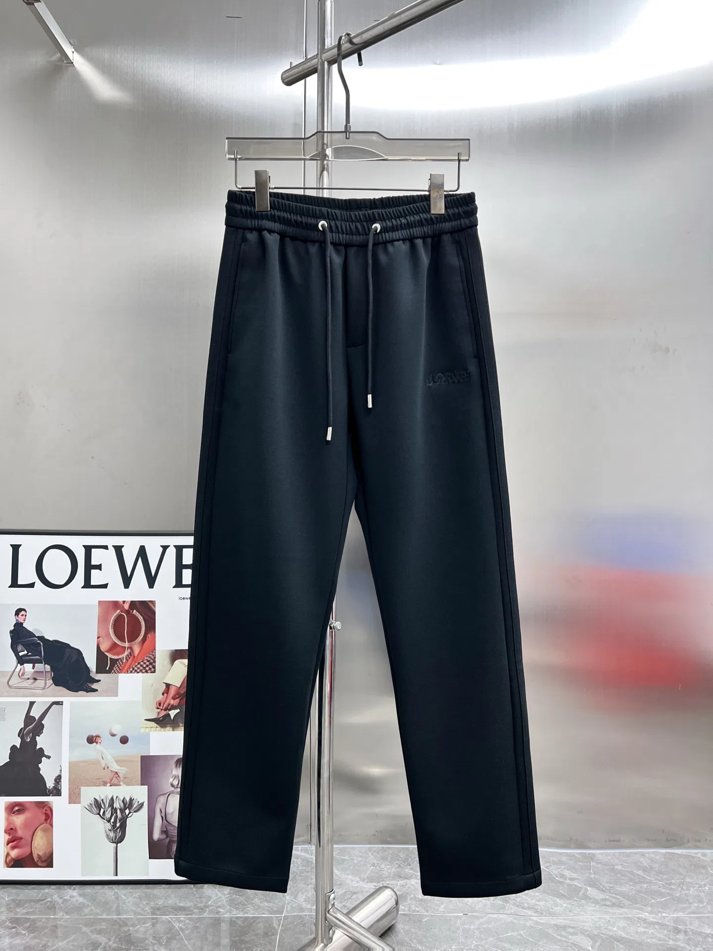 LOE 27FW HKMQHBV 008 스웻팬츠 3