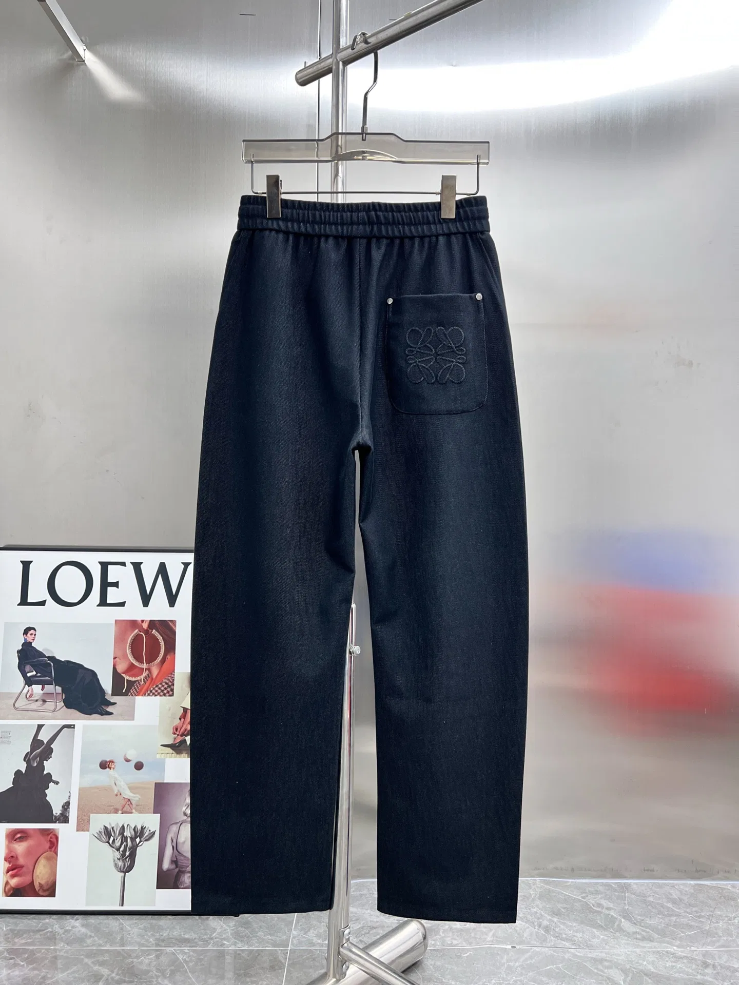LOE 27FW HKMQHBV 010 스웻팬츠 4