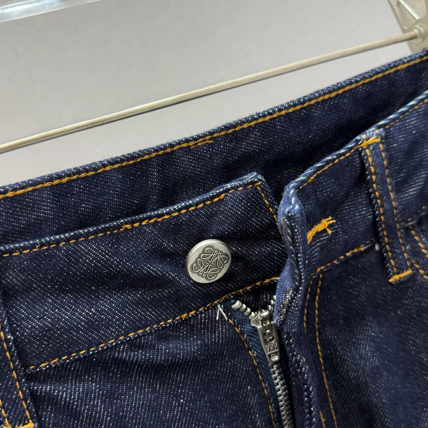 LOE 27FW HMUOLTR 044 데님팬츠 4