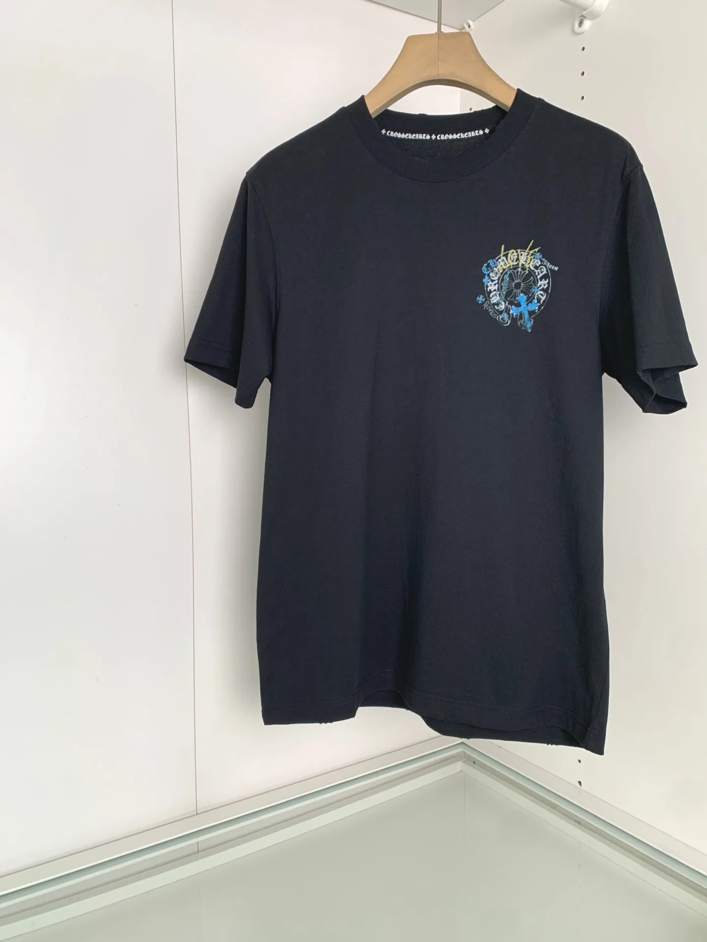 LOE 27FW KRWCHZI 002 반팔티셔츠