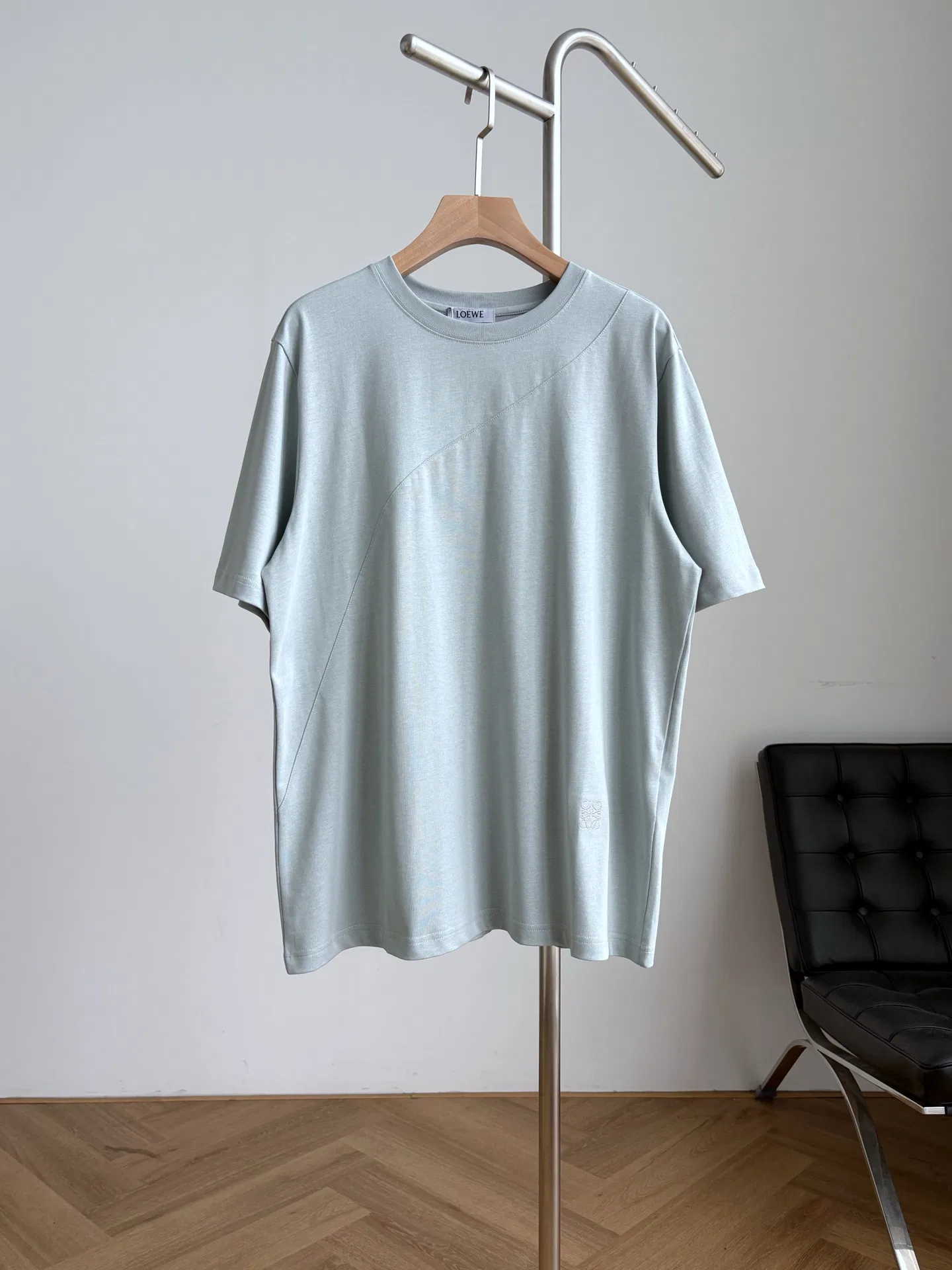 LOE 27FW KRWCHZI 003 반팔티셔츠