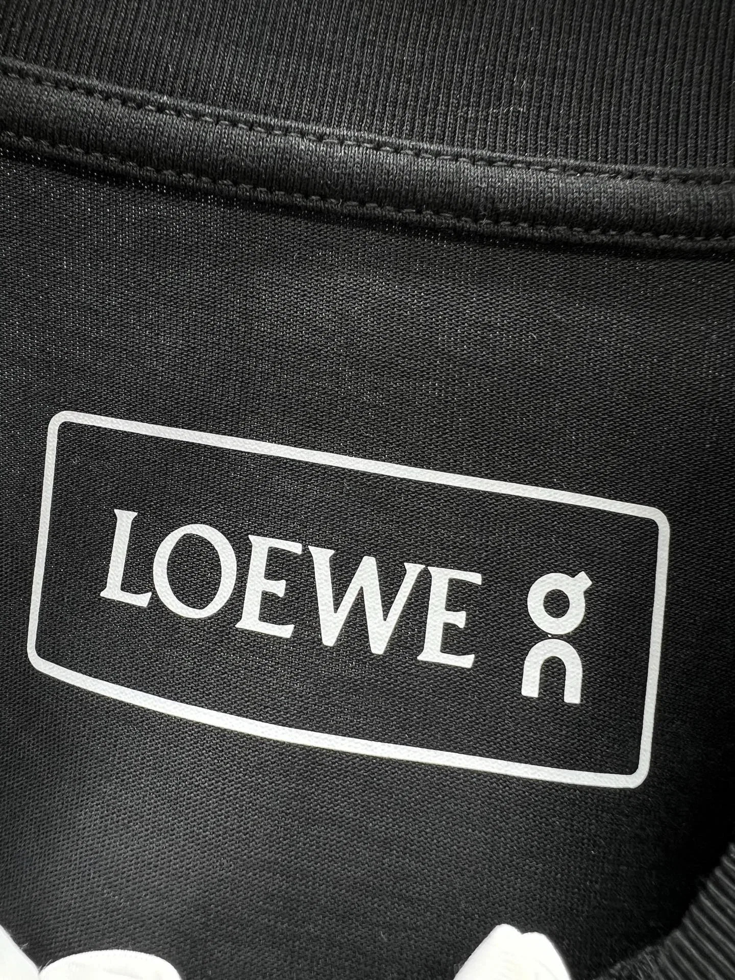 LOE 27FW TSERGIY 010 반팔티셔츠 5