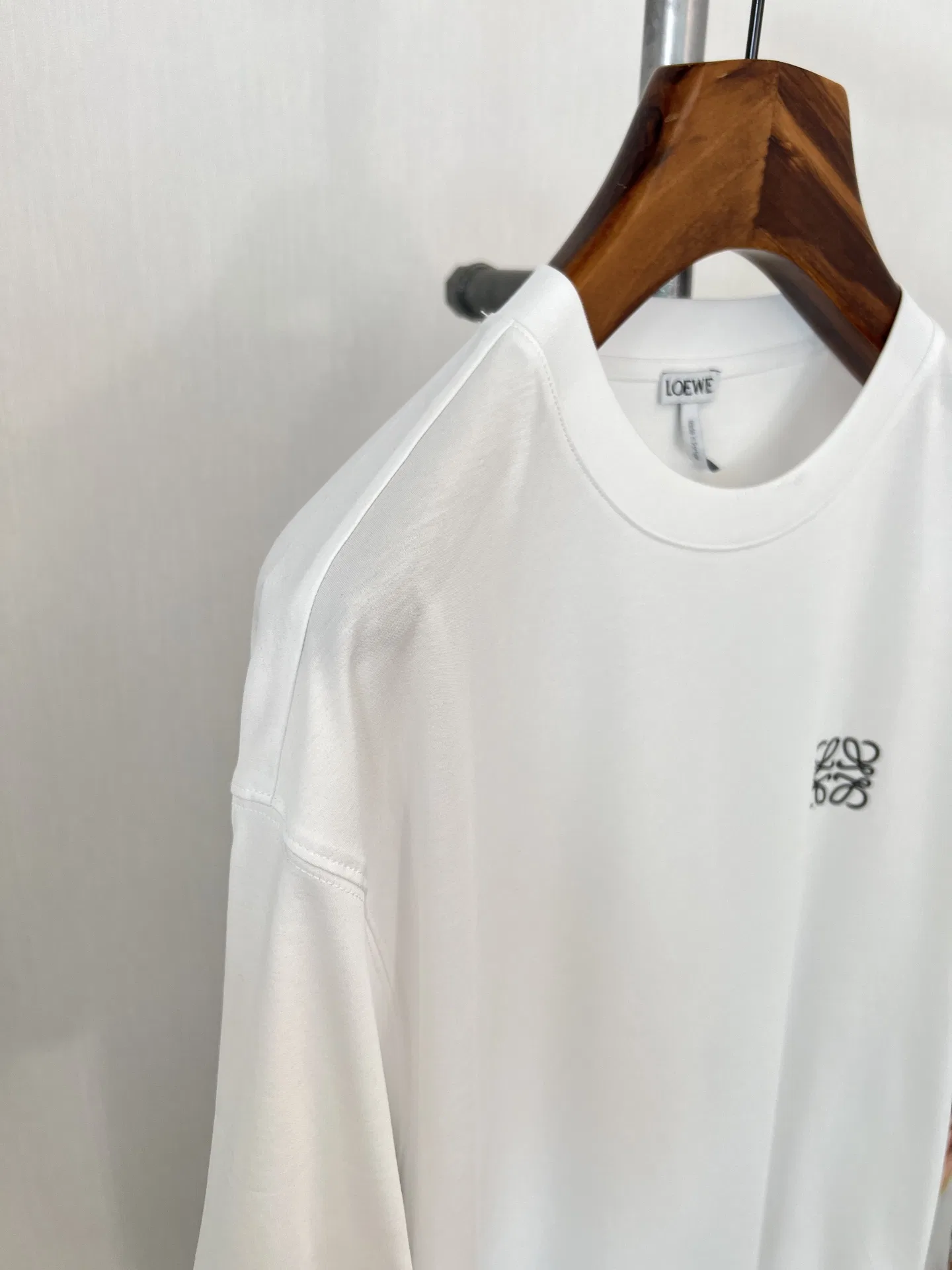 LOE 27FW XFAVAGO 003 반팔티셔츠 6