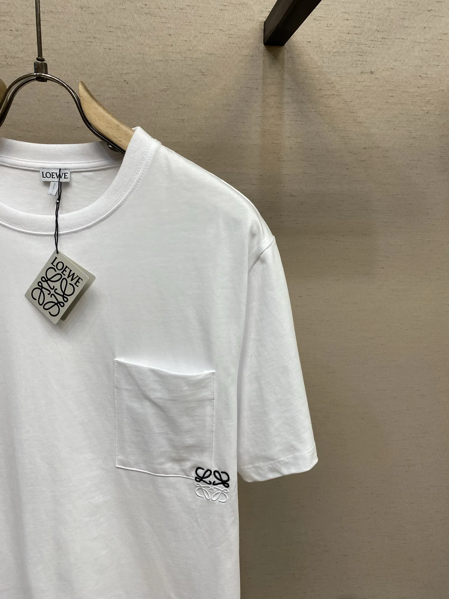 LOE 27FW XFAVAGO 010 반팔티셔츠 4