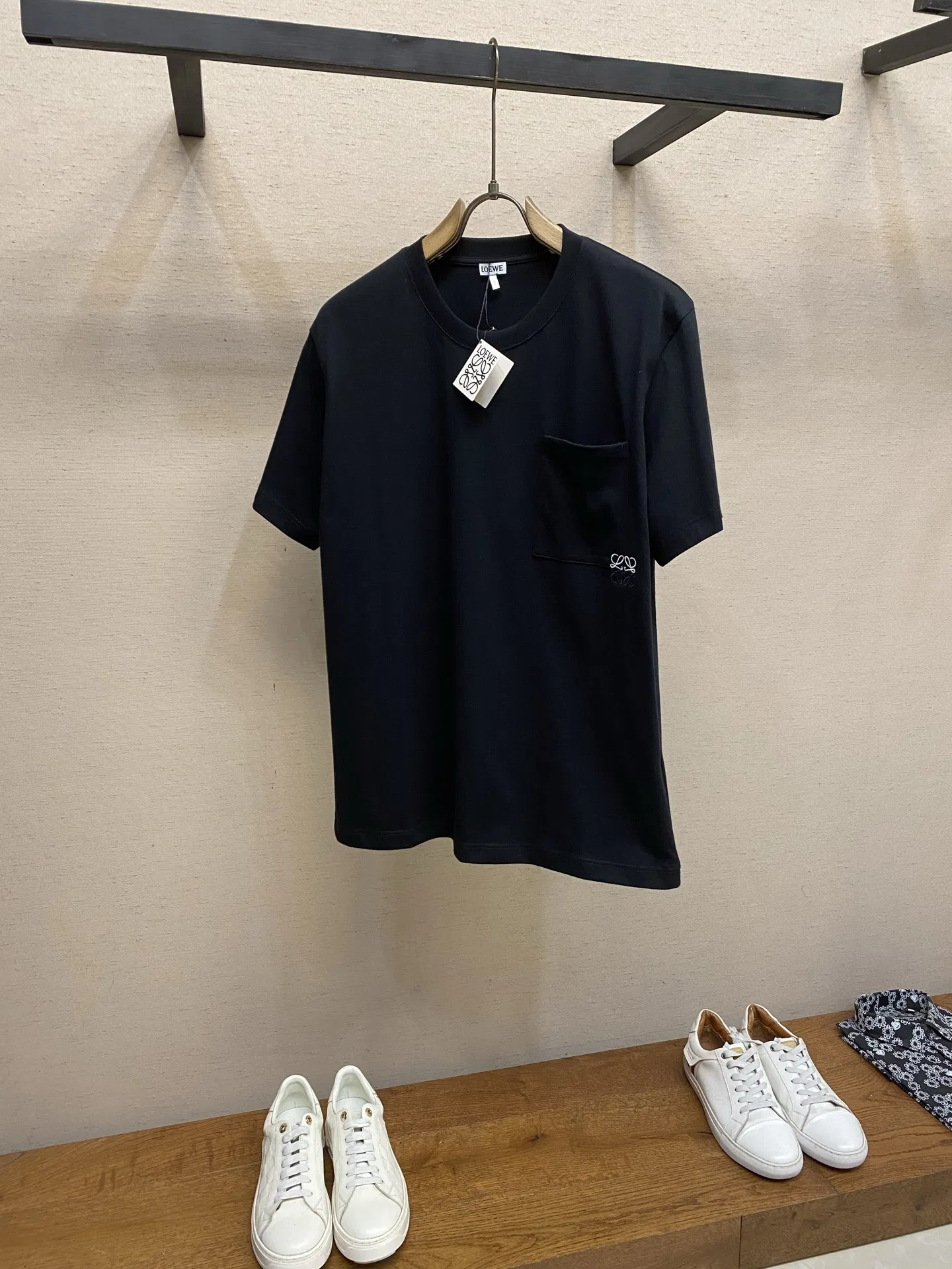 LOE 27FW XFAVAGO 012 반팔티셔츠