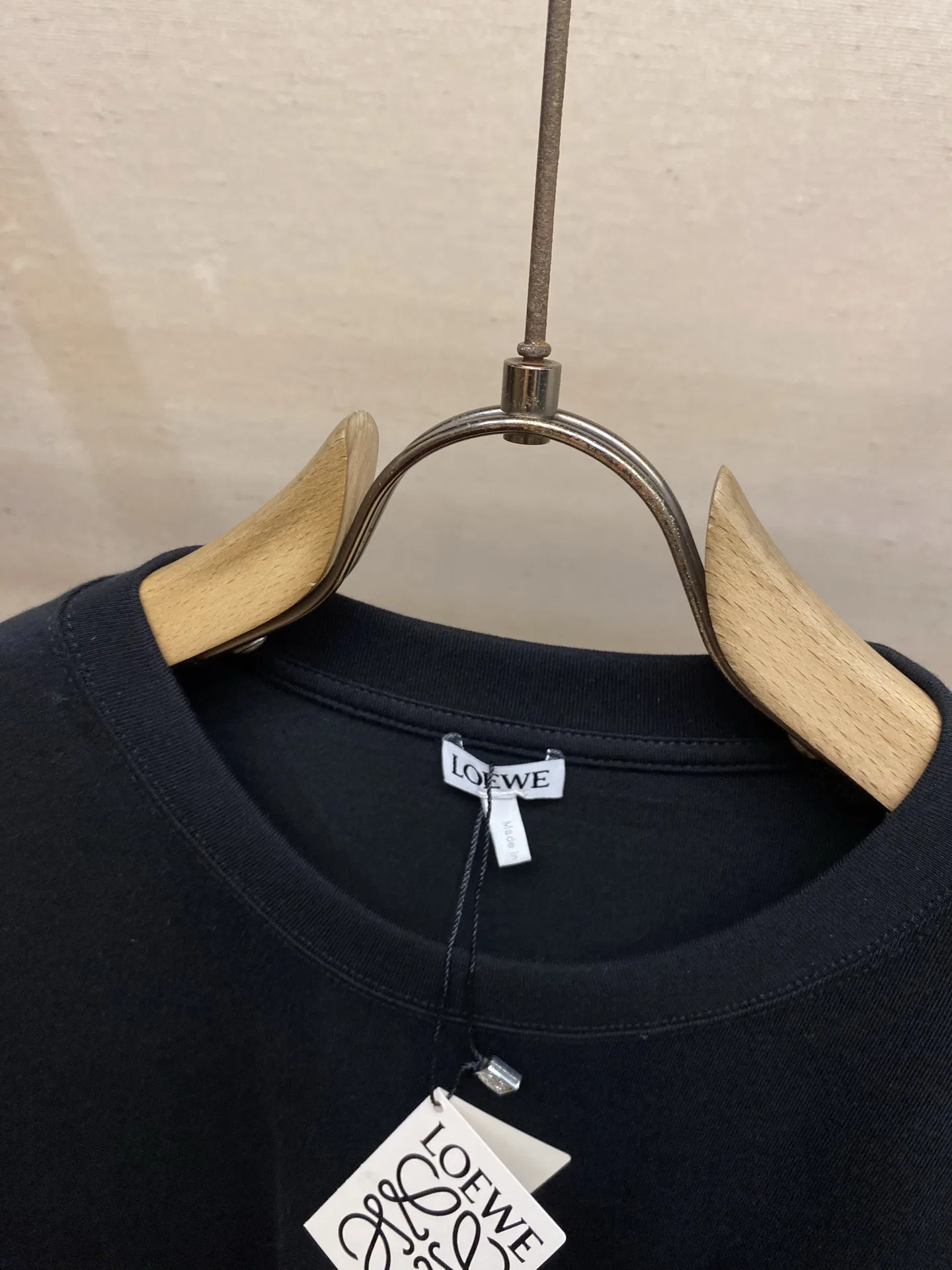 LOE 27FW XFAVAGO 012 반팔티셔츠 4