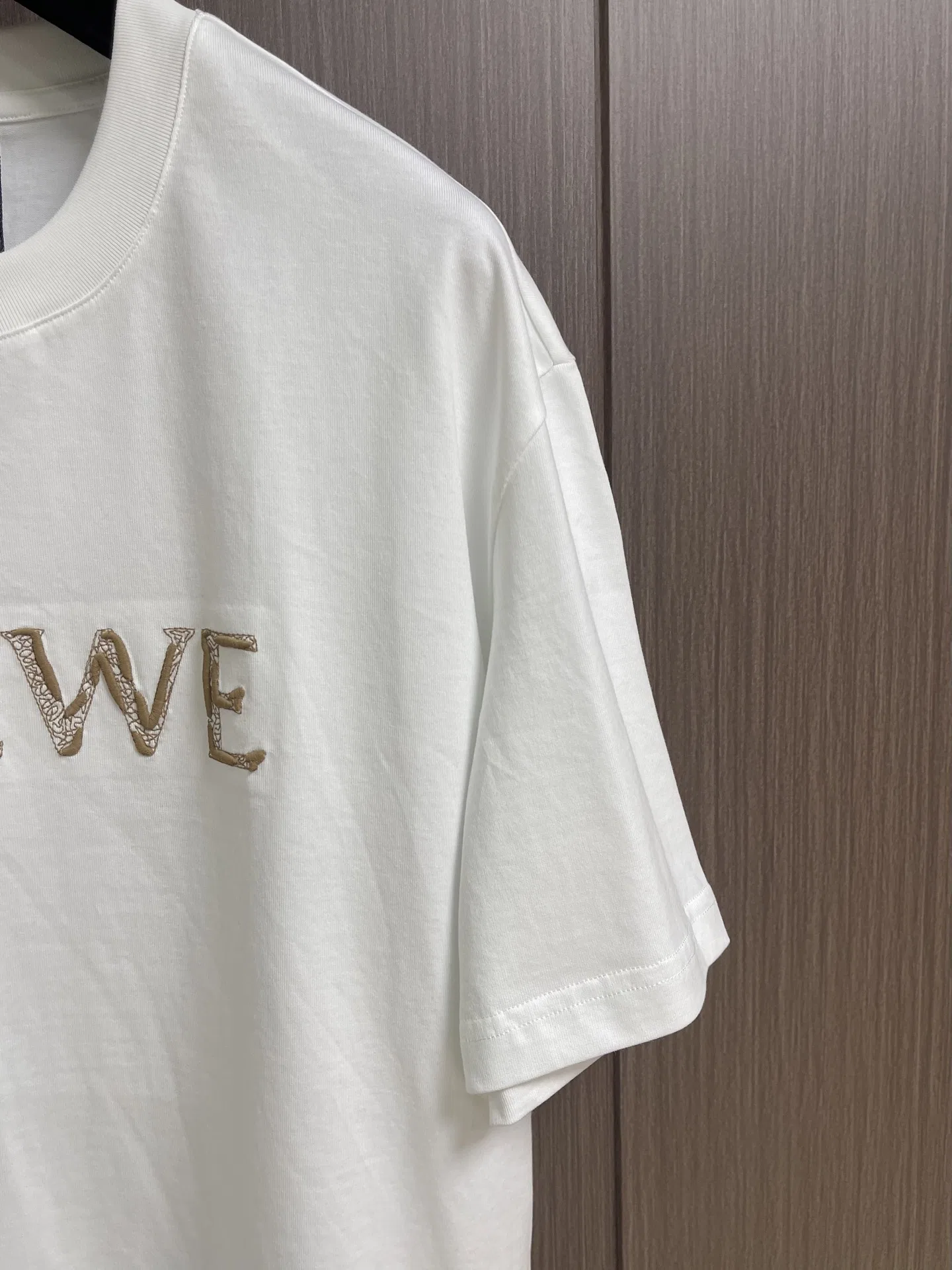 LOE 27FW XFAVAGO 023 반팔티셔츠 3