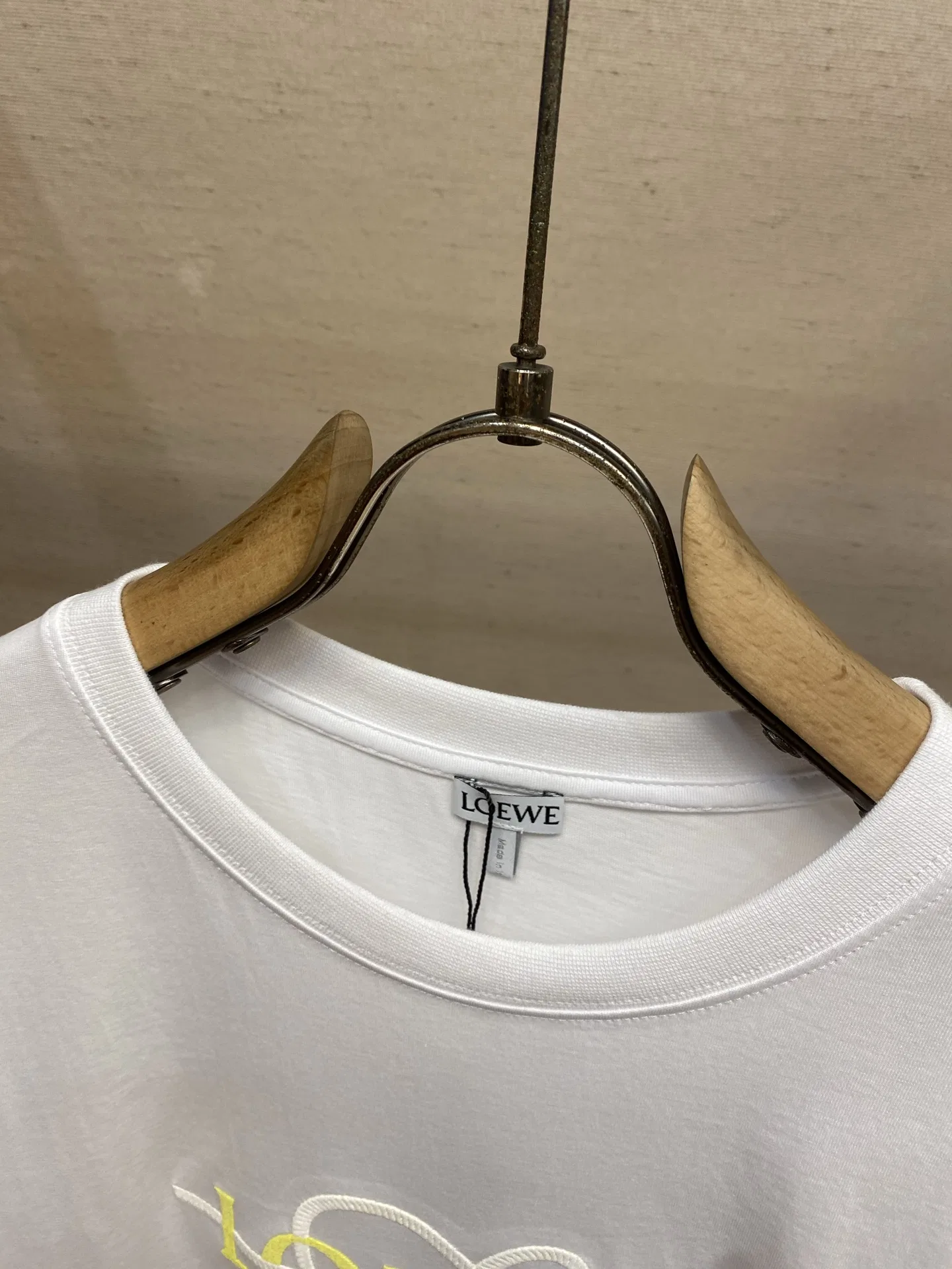 LOE 27FW XFAVAGO 025 반팔티셔츠 4