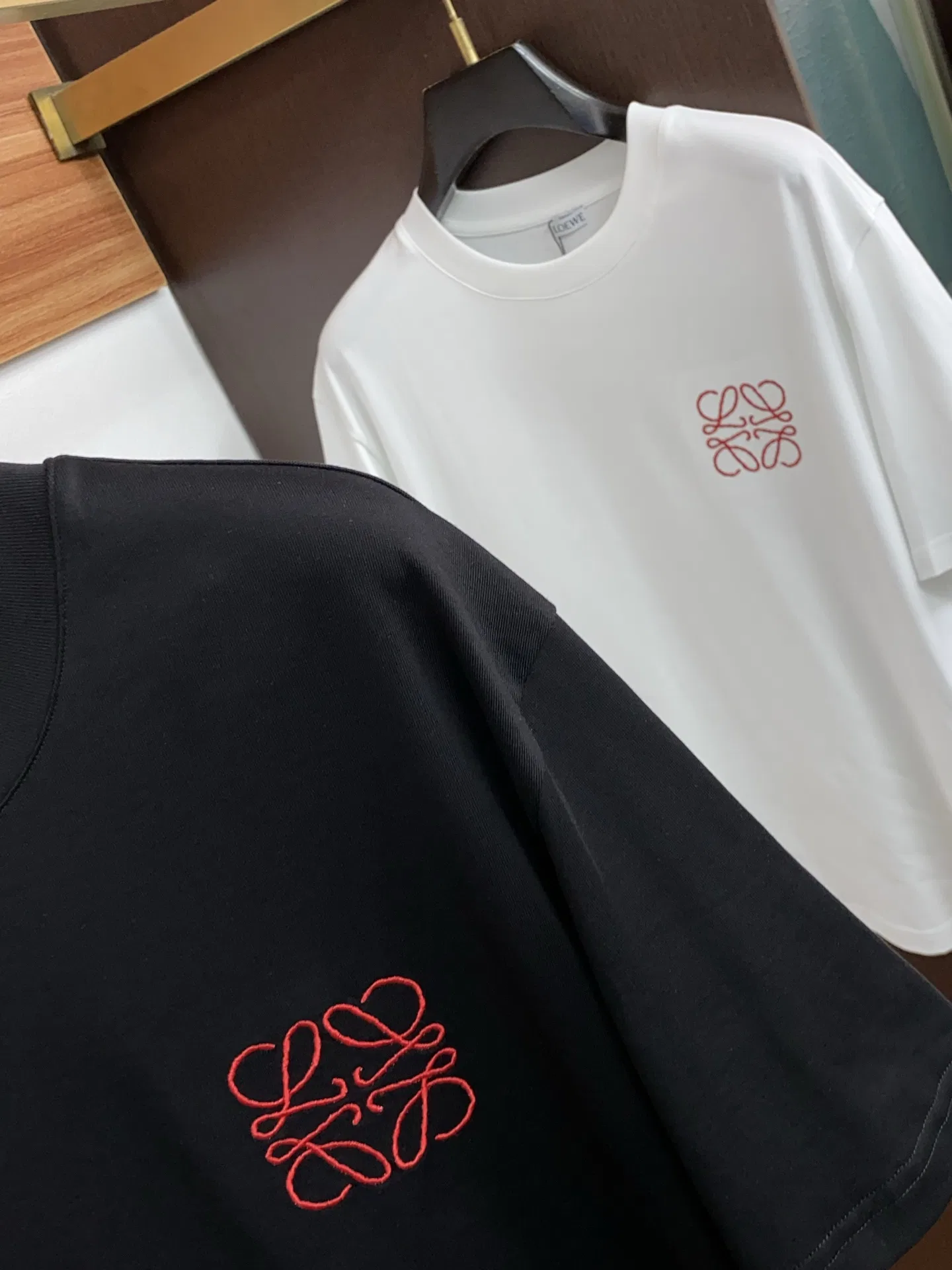 LOE 27FW XFAVAGO 027 반팔티셔츠 4