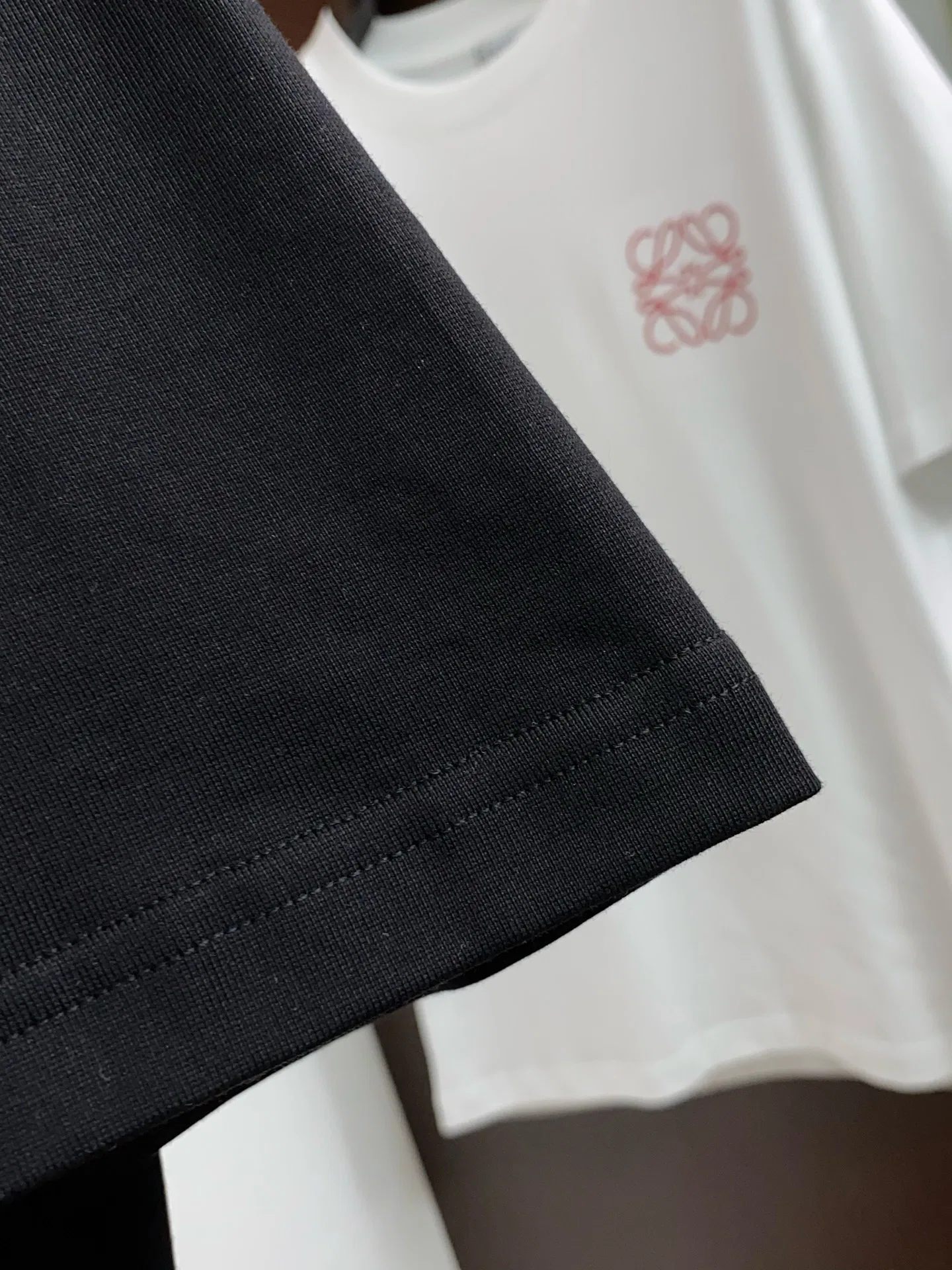 LOE 27FW XFAVAGO 027 반팔티셔츠 5