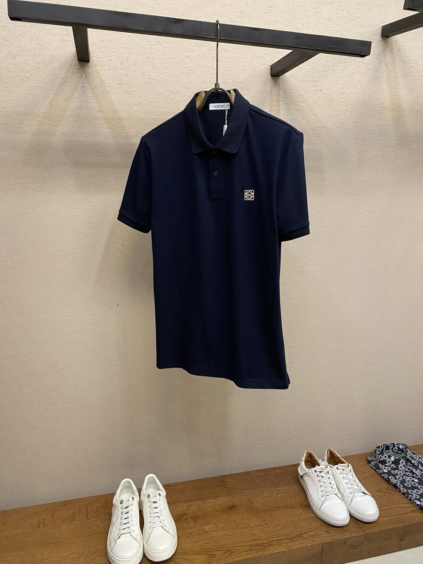 LOE 27FW XFAVAGO 033 폴로반팔티셔츠