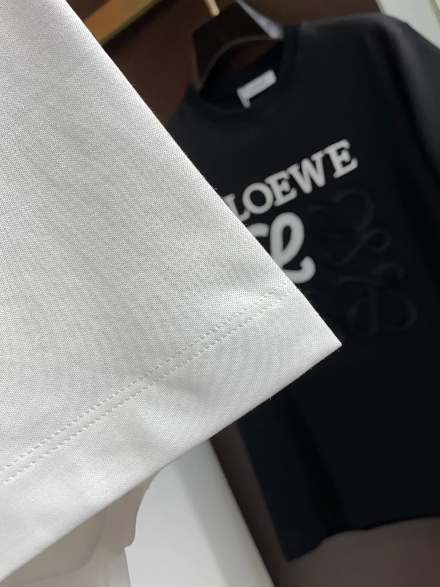 LOE 27FW XFAVAGO 034 반팔티셔츠 5
