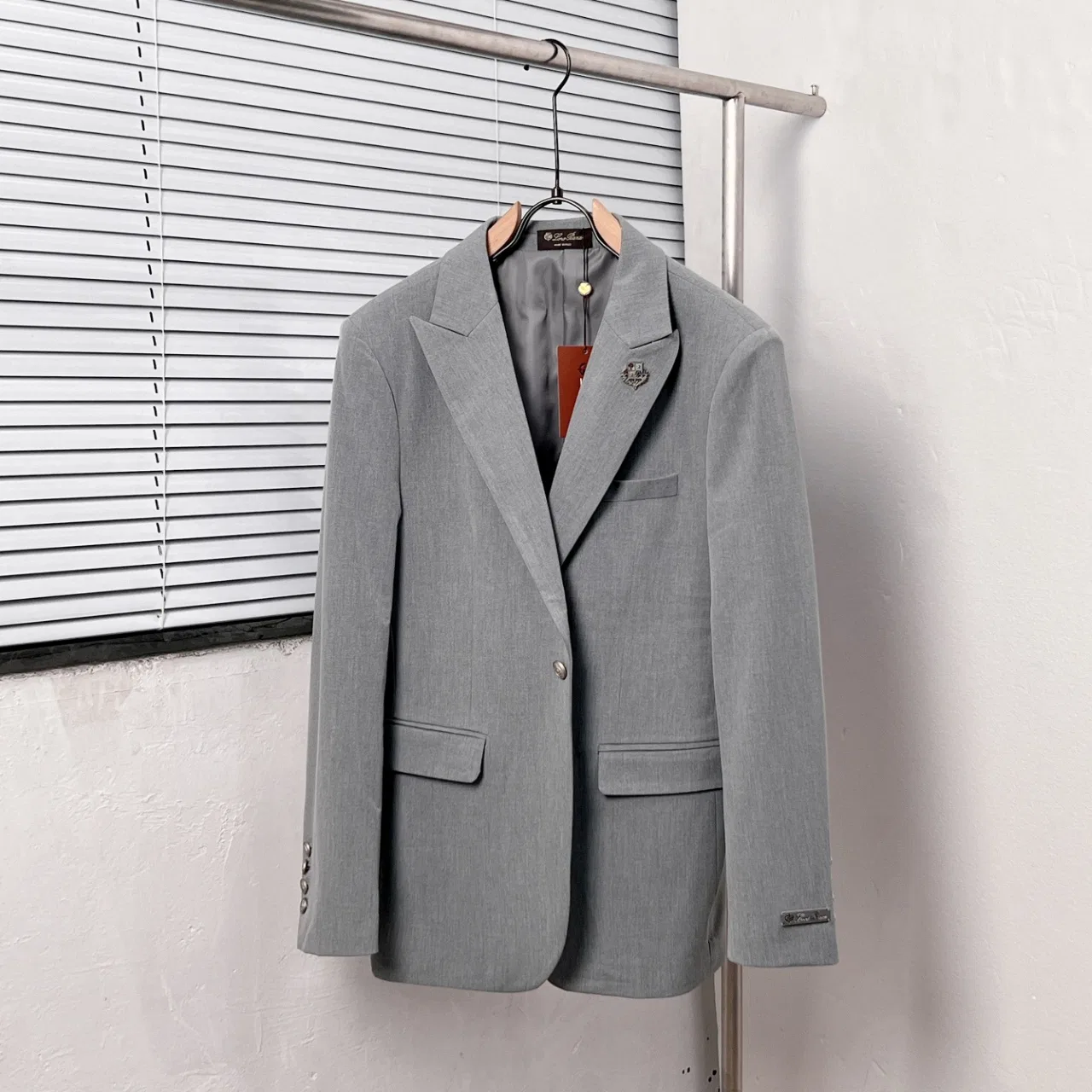 LP 27FW GOEGYGM 002 블레이저