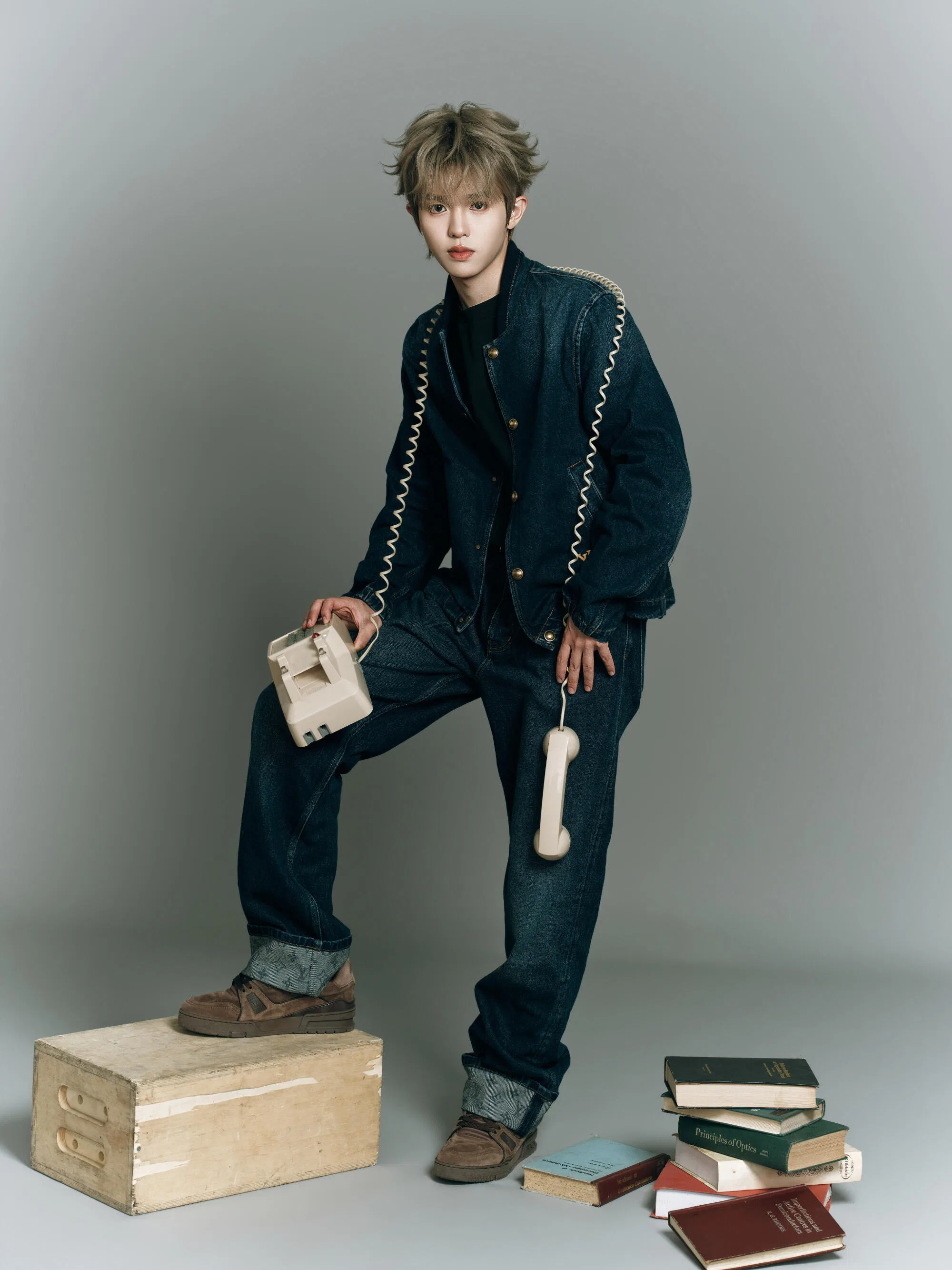 LV 27FW FVAHDTN 002 데님팬츠 3