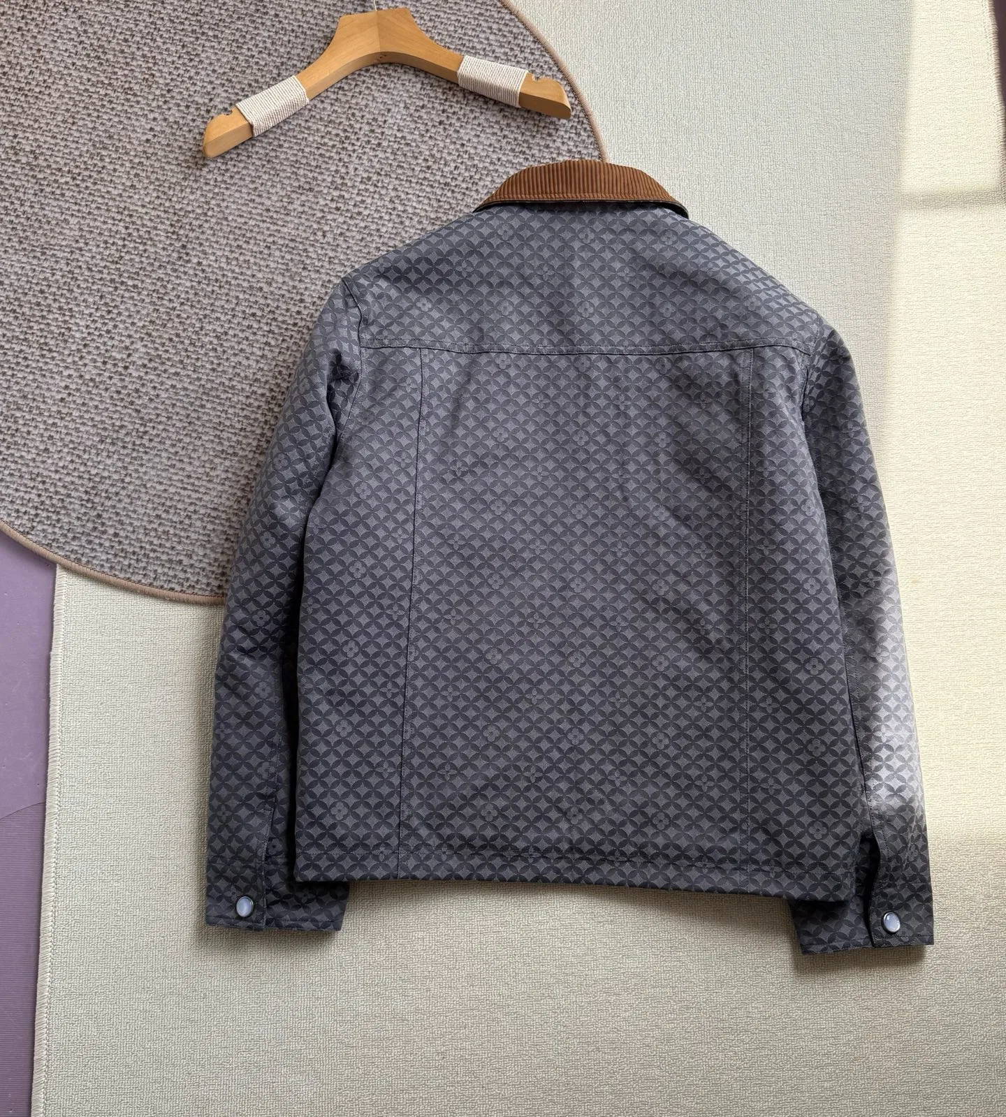 LV 27FW FVAHDTN 011 자켓 6