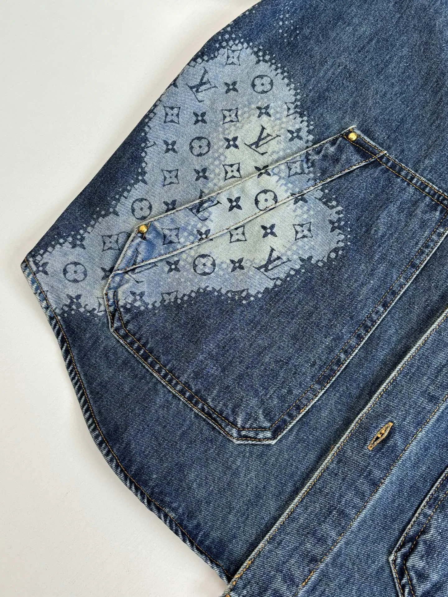 LV 27FW FVAHDTN 013 데님반팔셔츠 6