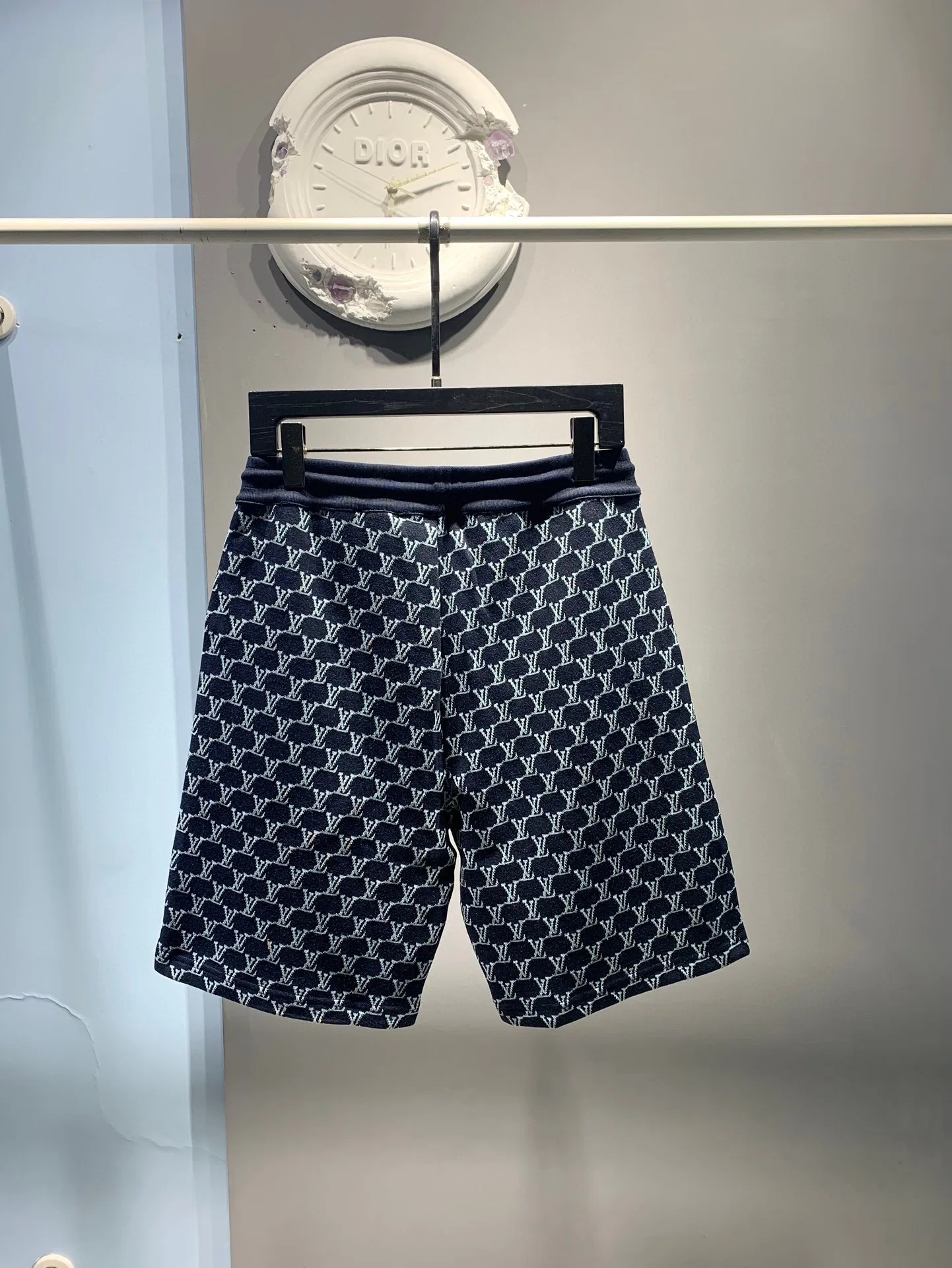 LV 27FW FVAHDTN 014 숏츠 6