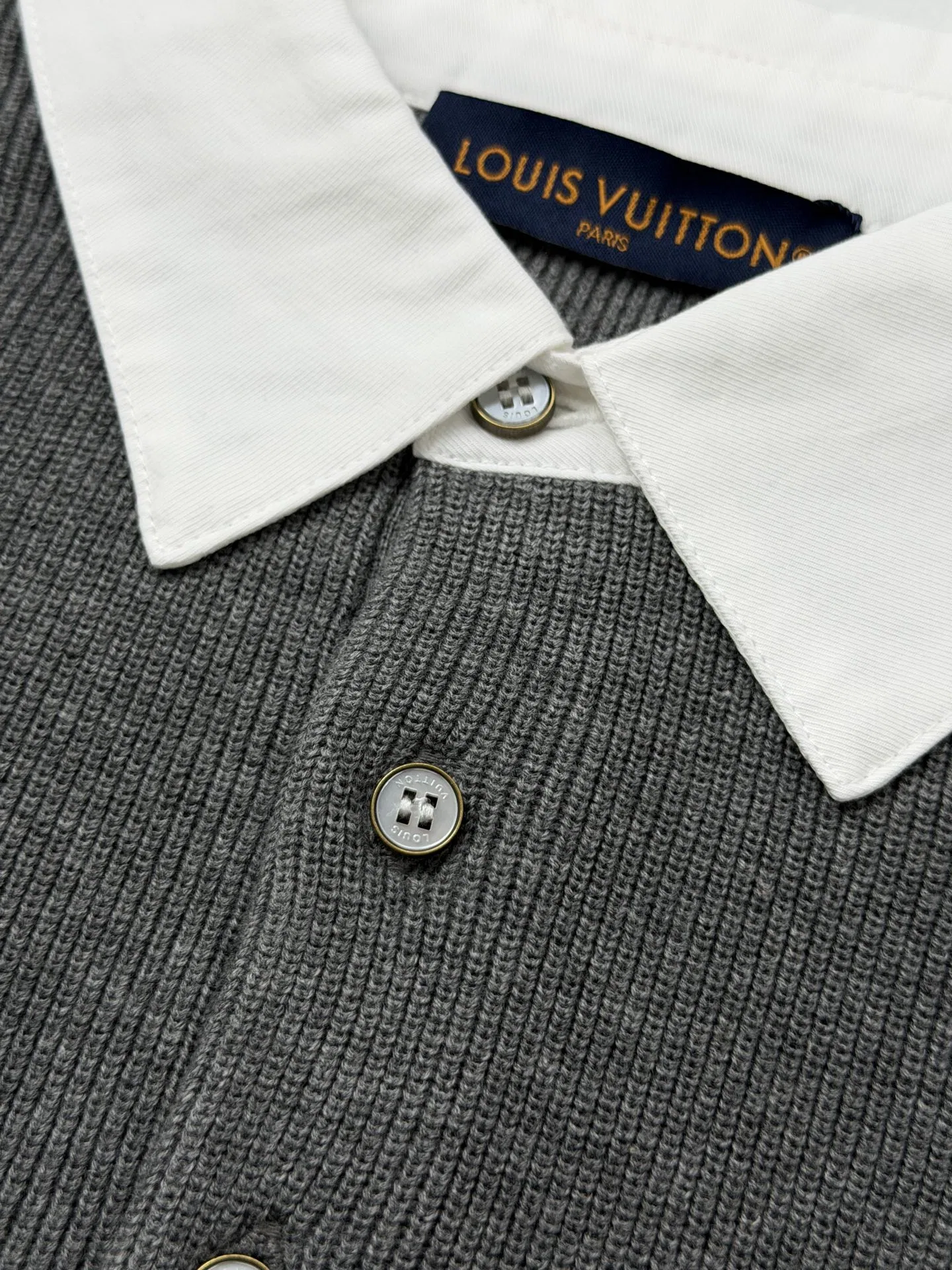 LV 27FW FVAHDTN 024 폴로반팔티셔츠 4