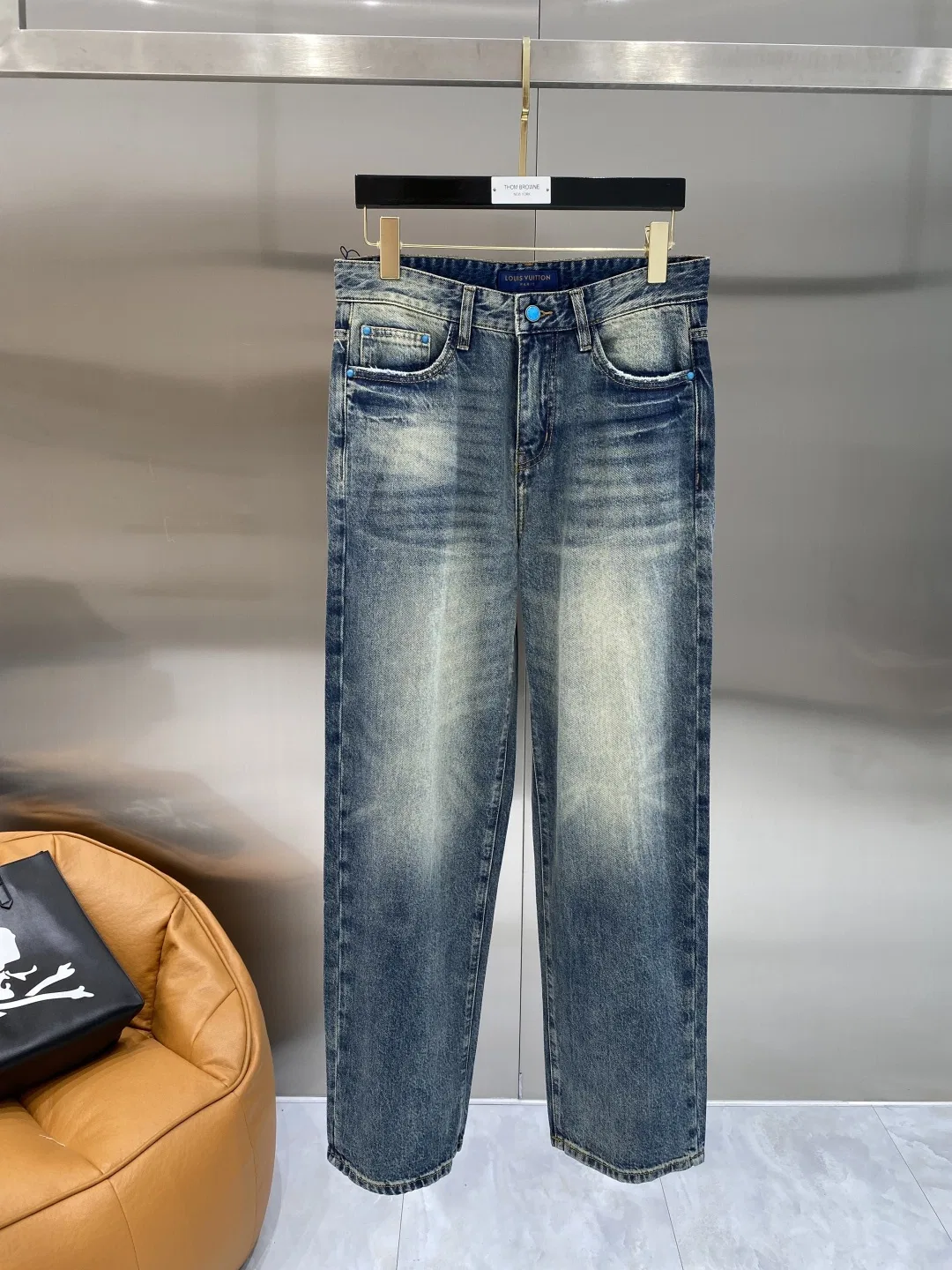 LV 27FW ICMZLKA 005 데님팬츠