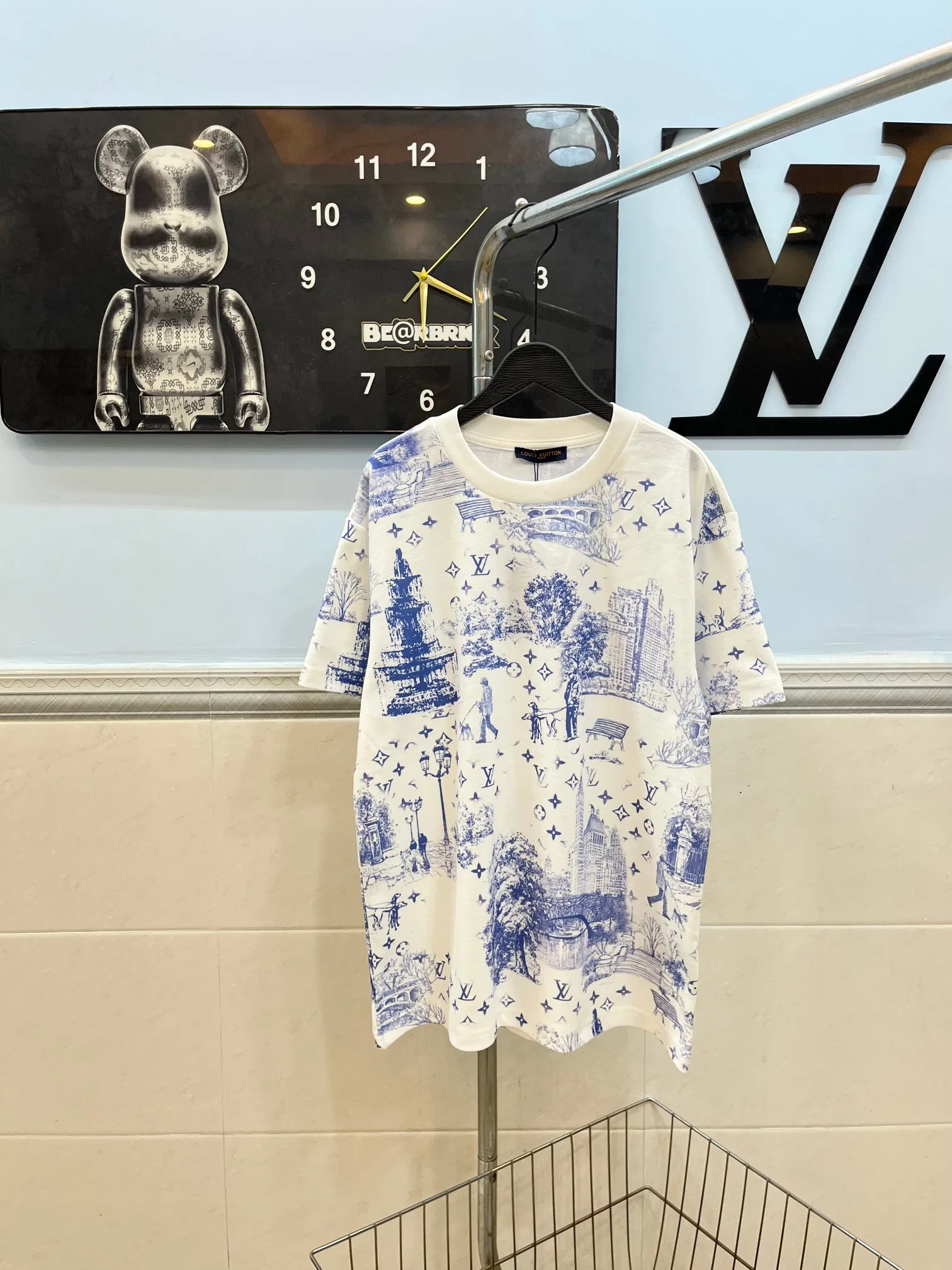 LV 27FW JBJVXGJ 002 반팔티셔츠