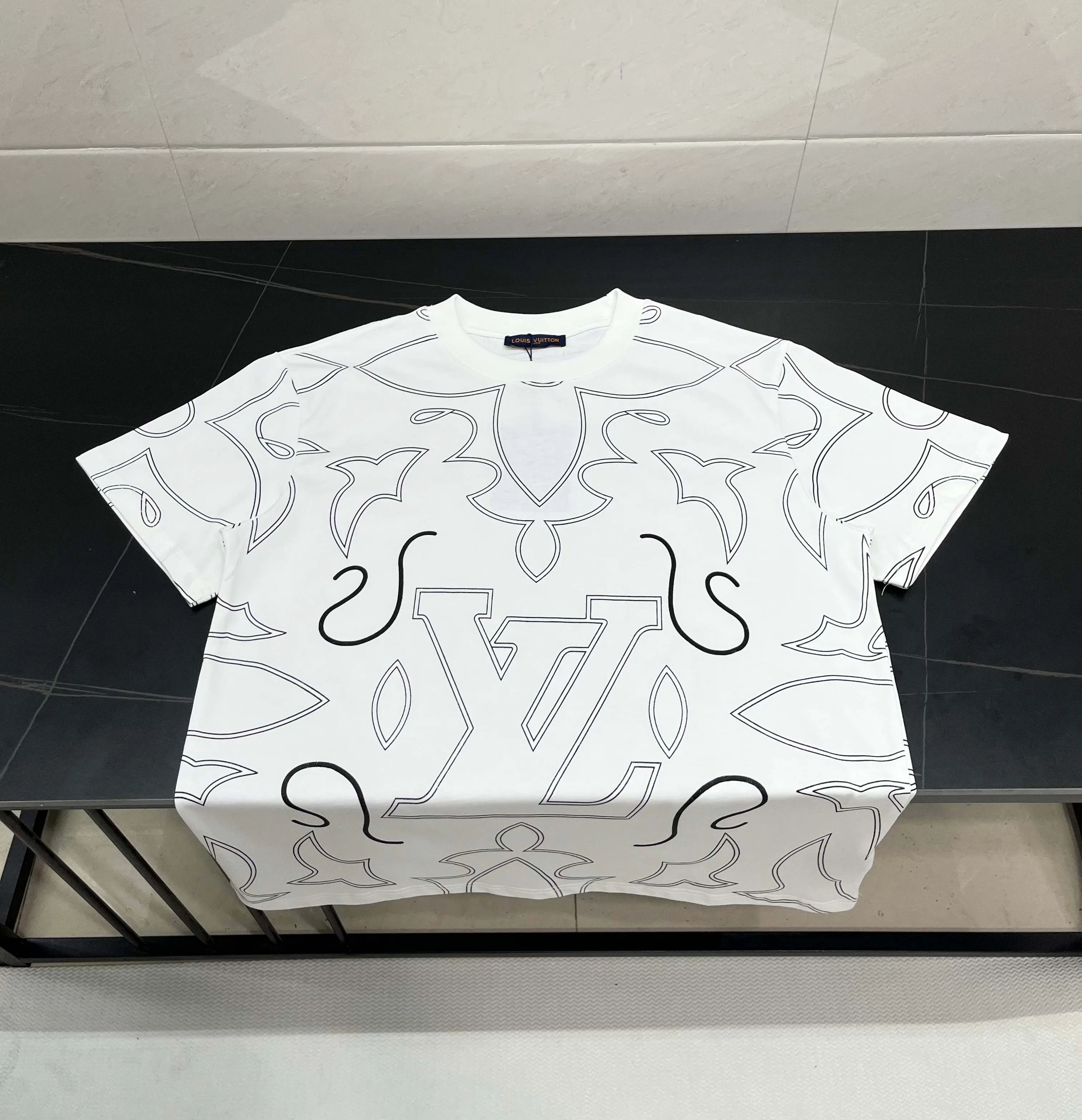 LV 27FW JBJVXGJ 003 반팔티셔츠 5