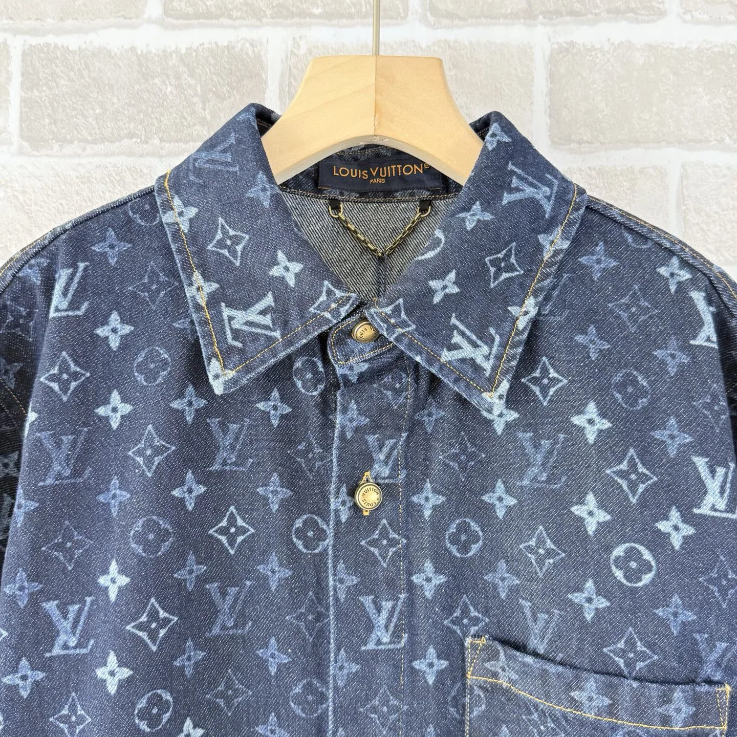 LV 27FW JBJVXGJ 009 데님반팔셔츠 3