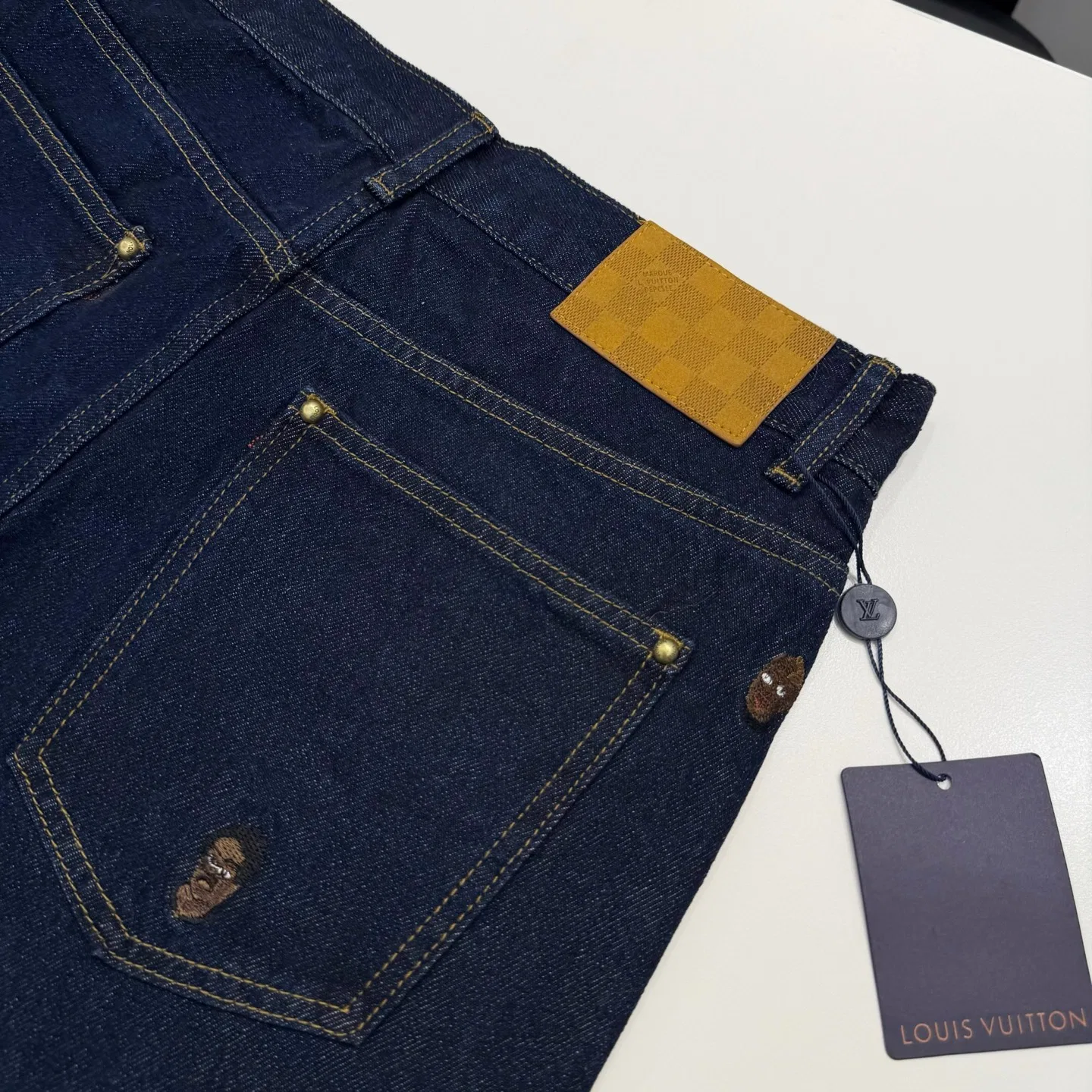 LV 27FW JBJVXGJ 013 데님팬츠 5