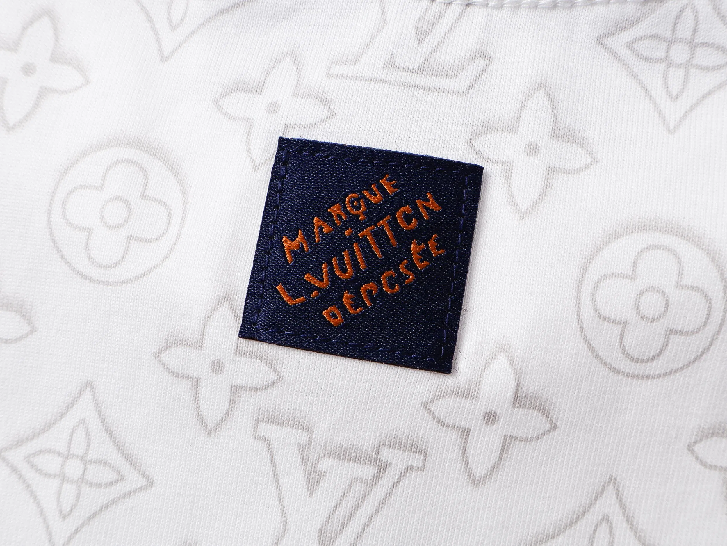LV 27FW JBJVXGJ 019 반팔티셔츠 4