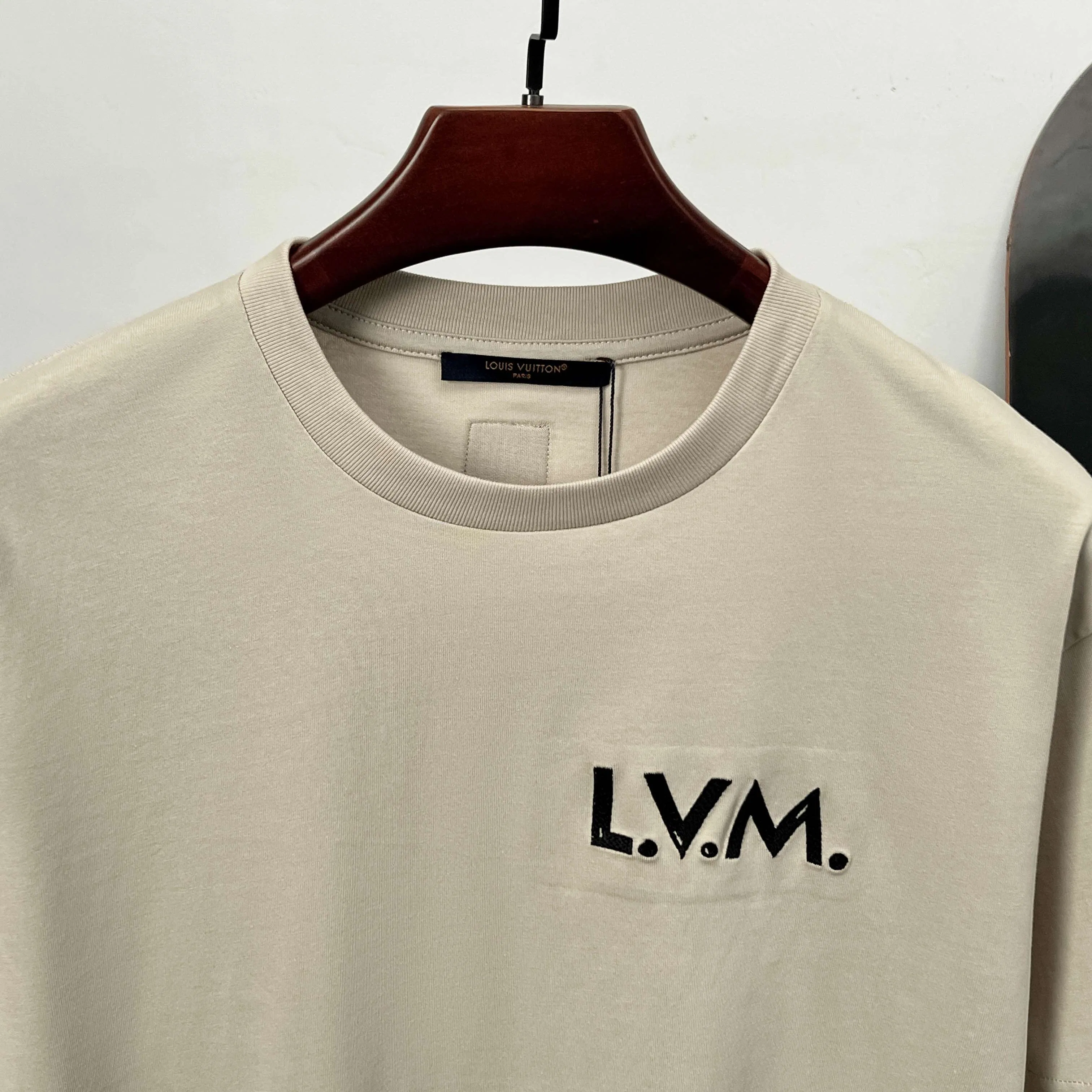 LV 27FW JBJVXGJ 034 반팔티셔츠 3