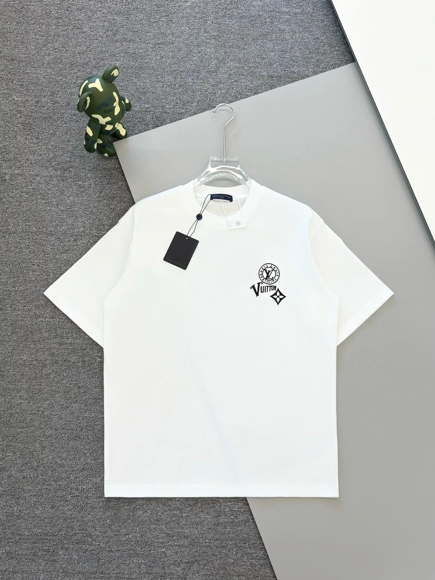LV 27FW JBJVXGJ 086 반팔티셔츠