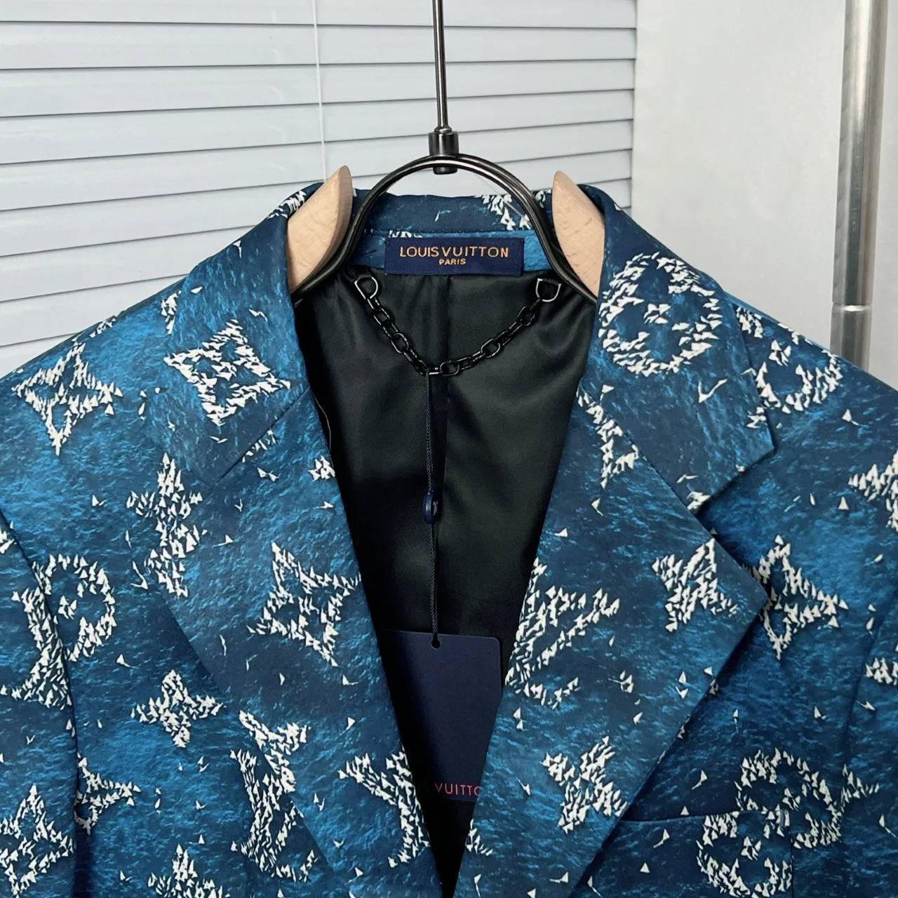 LV 27FW JBJVXGJ 108 블레이저 3