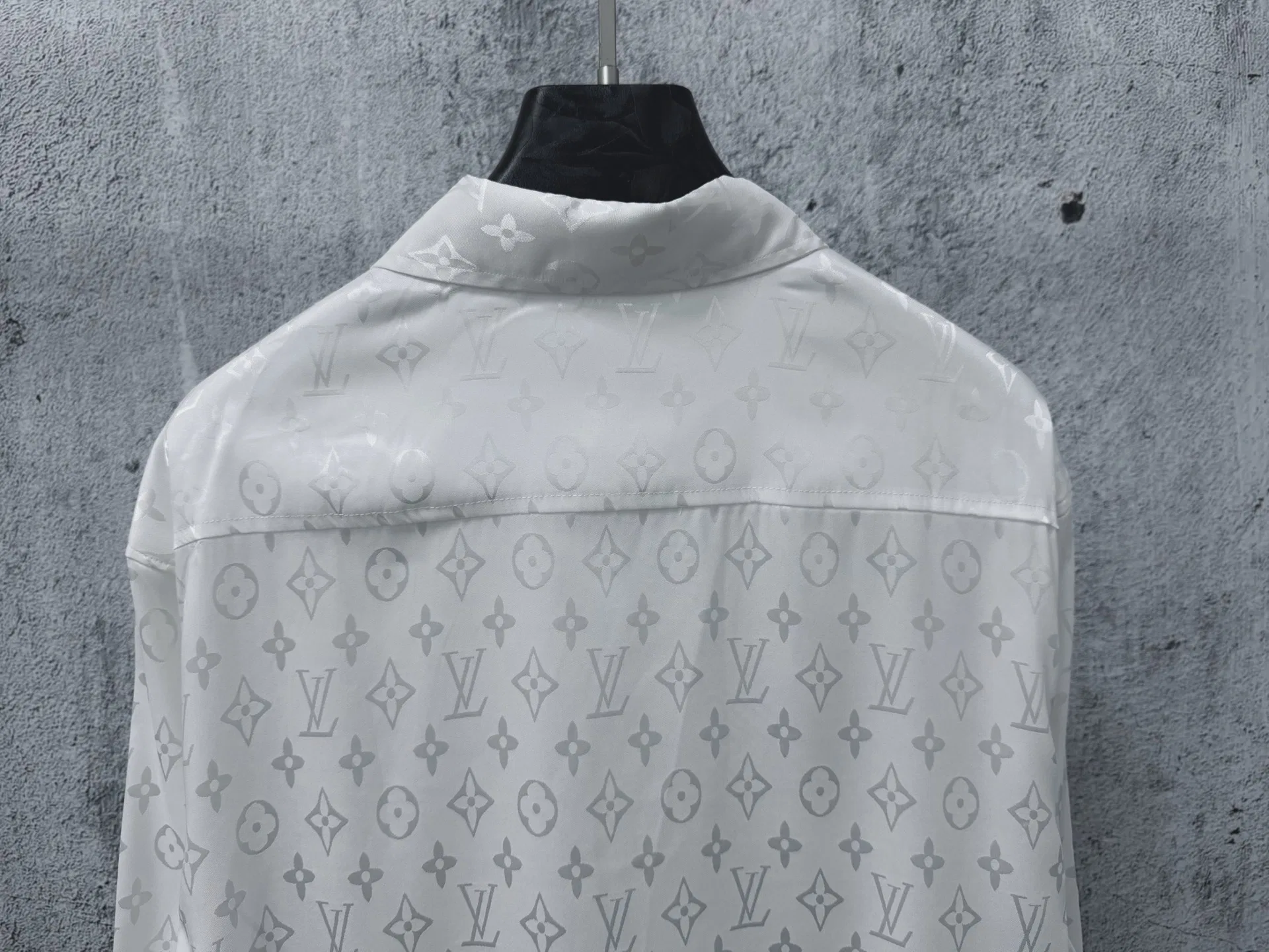 LV 27FW JBJVXGJ 111 셔츠 4