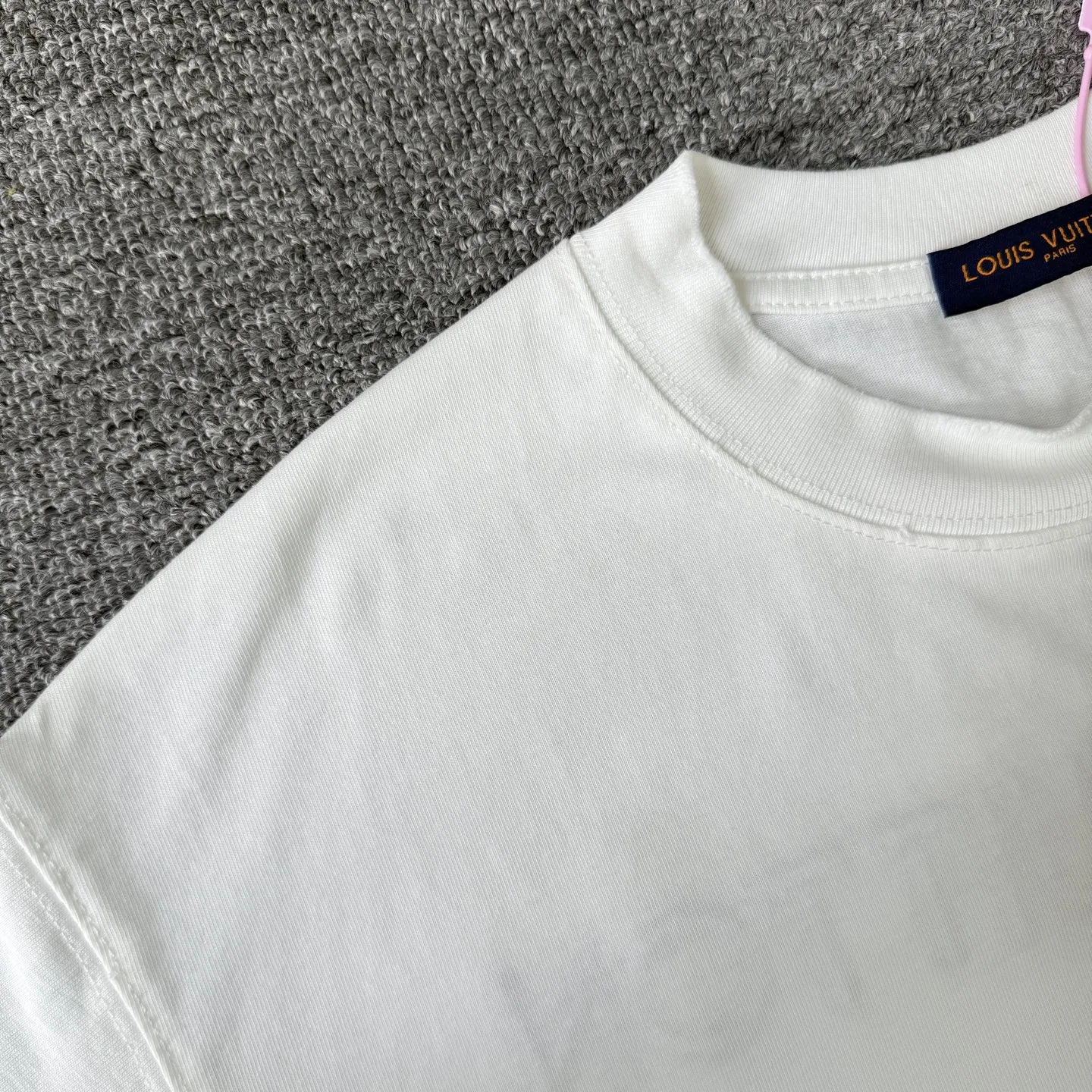 LV 27FW JBJVXGJ 151 반팔티셔츠 4