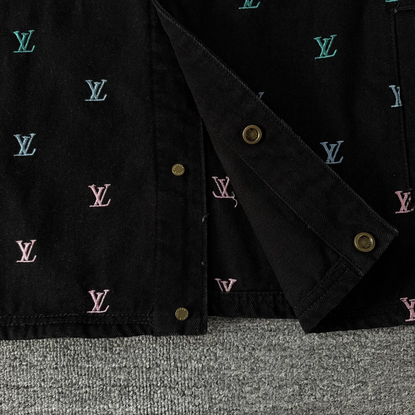 LV 27FW JBJVXGJ 157 데님자켓 6