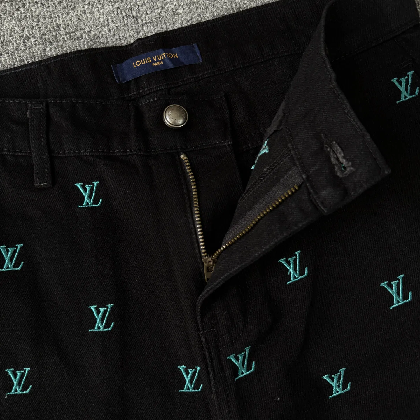 LV 27FW JBJVXGJ 158 데님팬츠 3