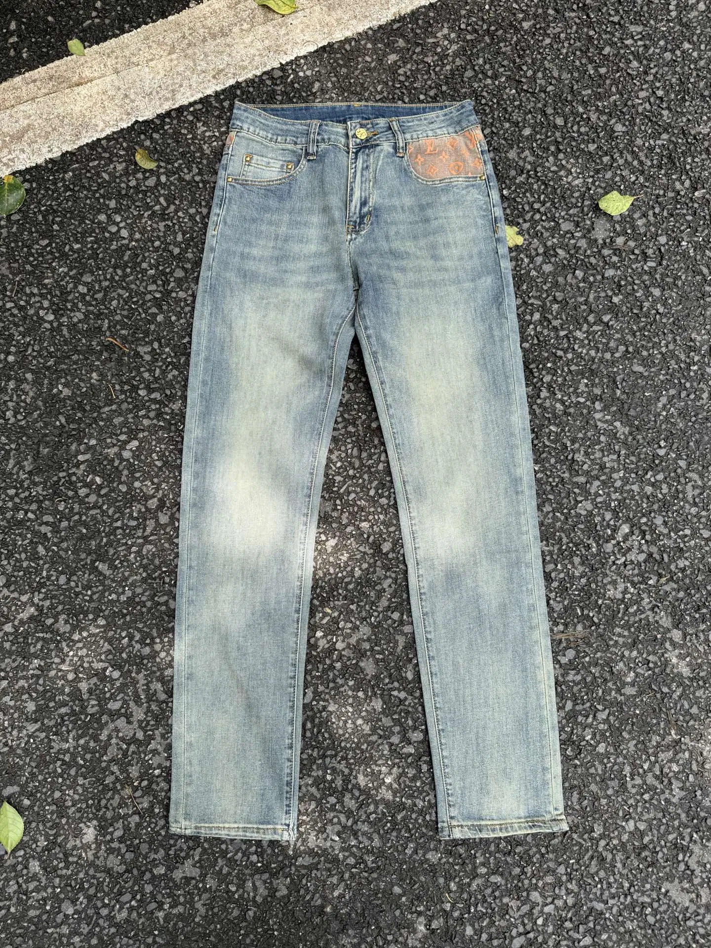 LV 27FW JBJVXGJ 162 데님팬츠
