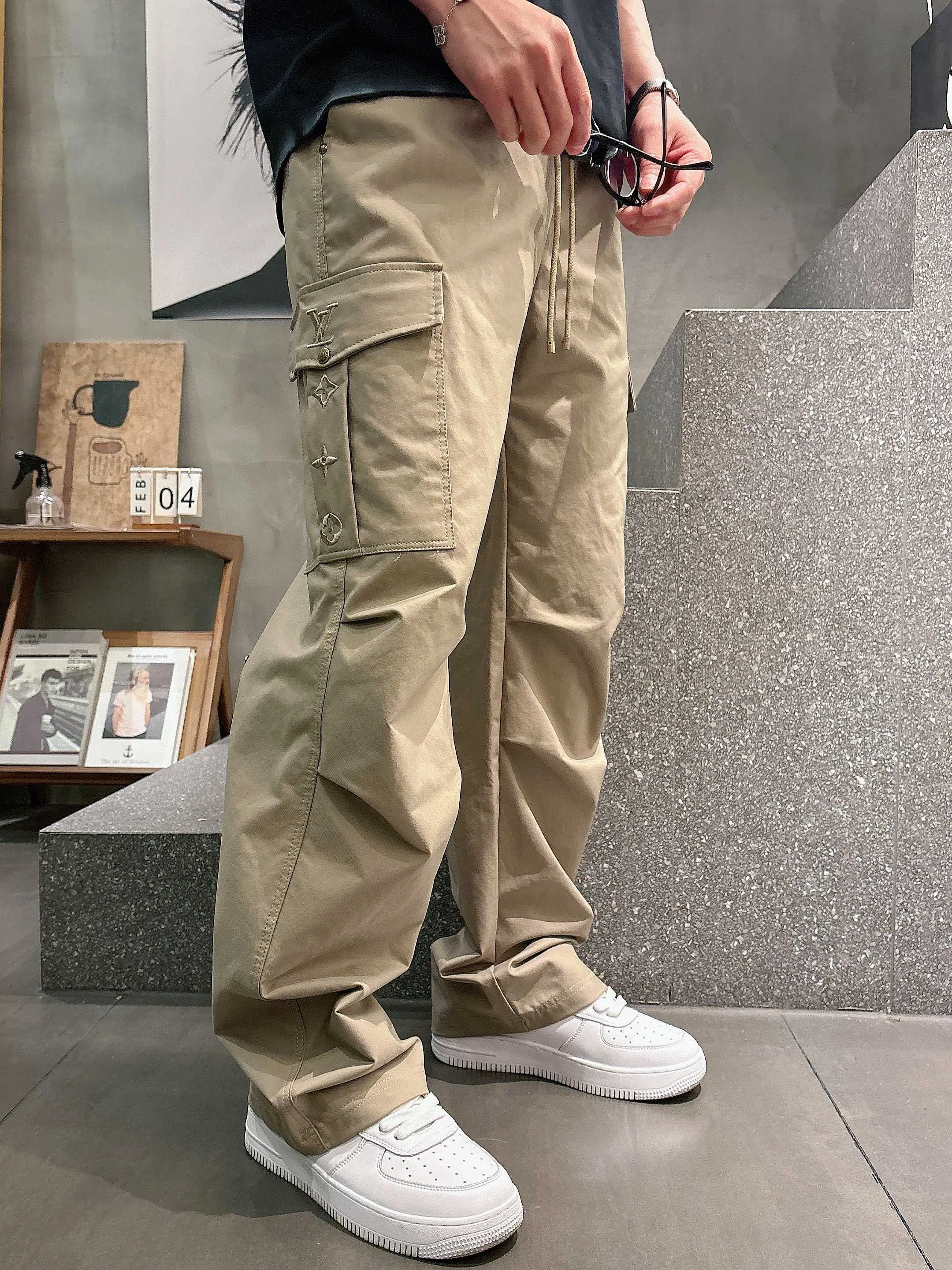 LV 27FW JBJVXGJ 167 카고팬츠 3
