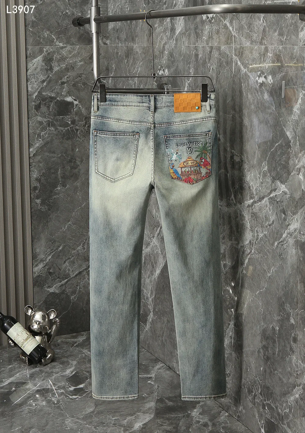 LV 27FW JBJVXGJ 182 데님팬츠